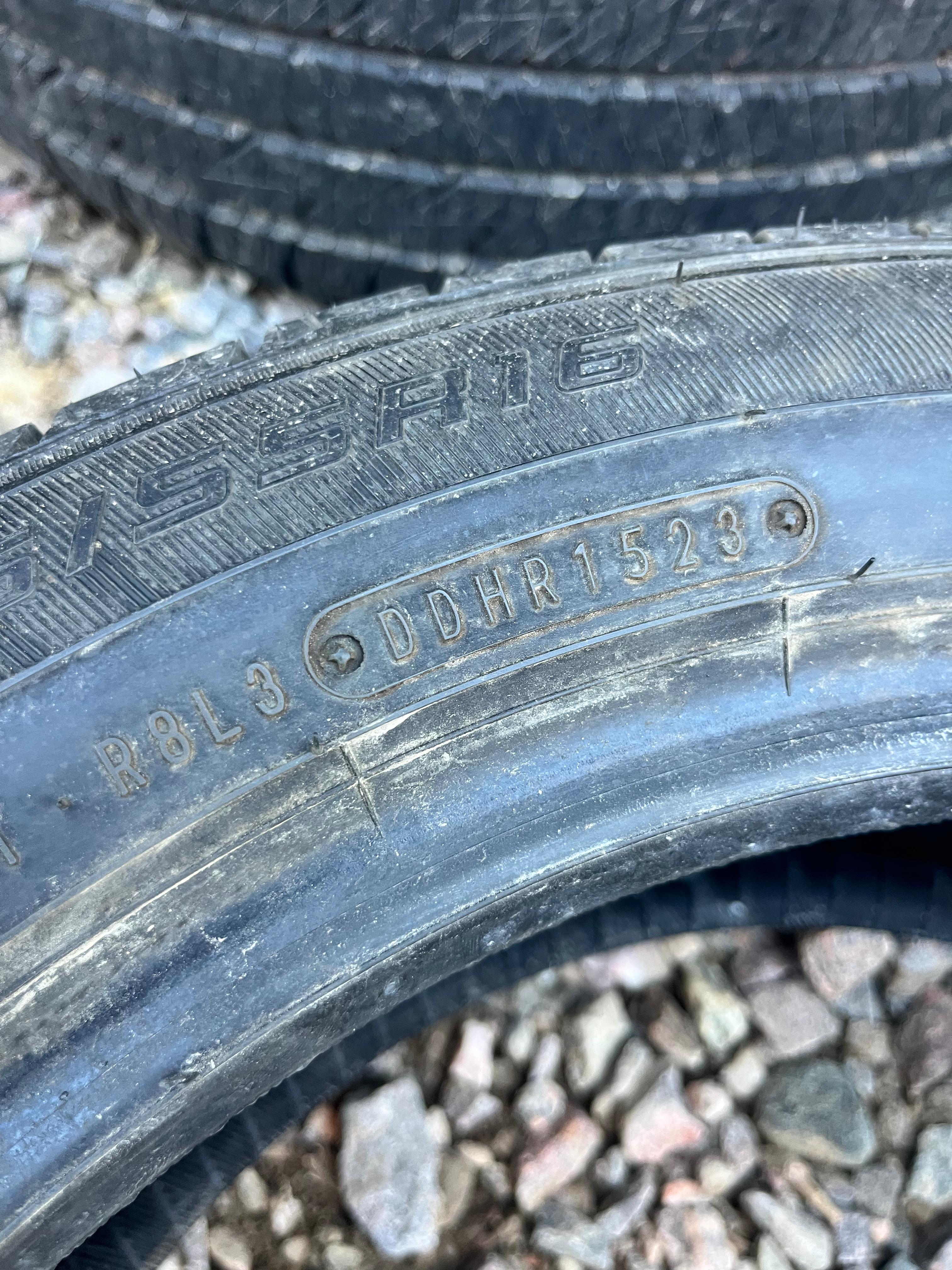 195/55R16 Single (1 Used Tire) Falken Sincera (SN250)