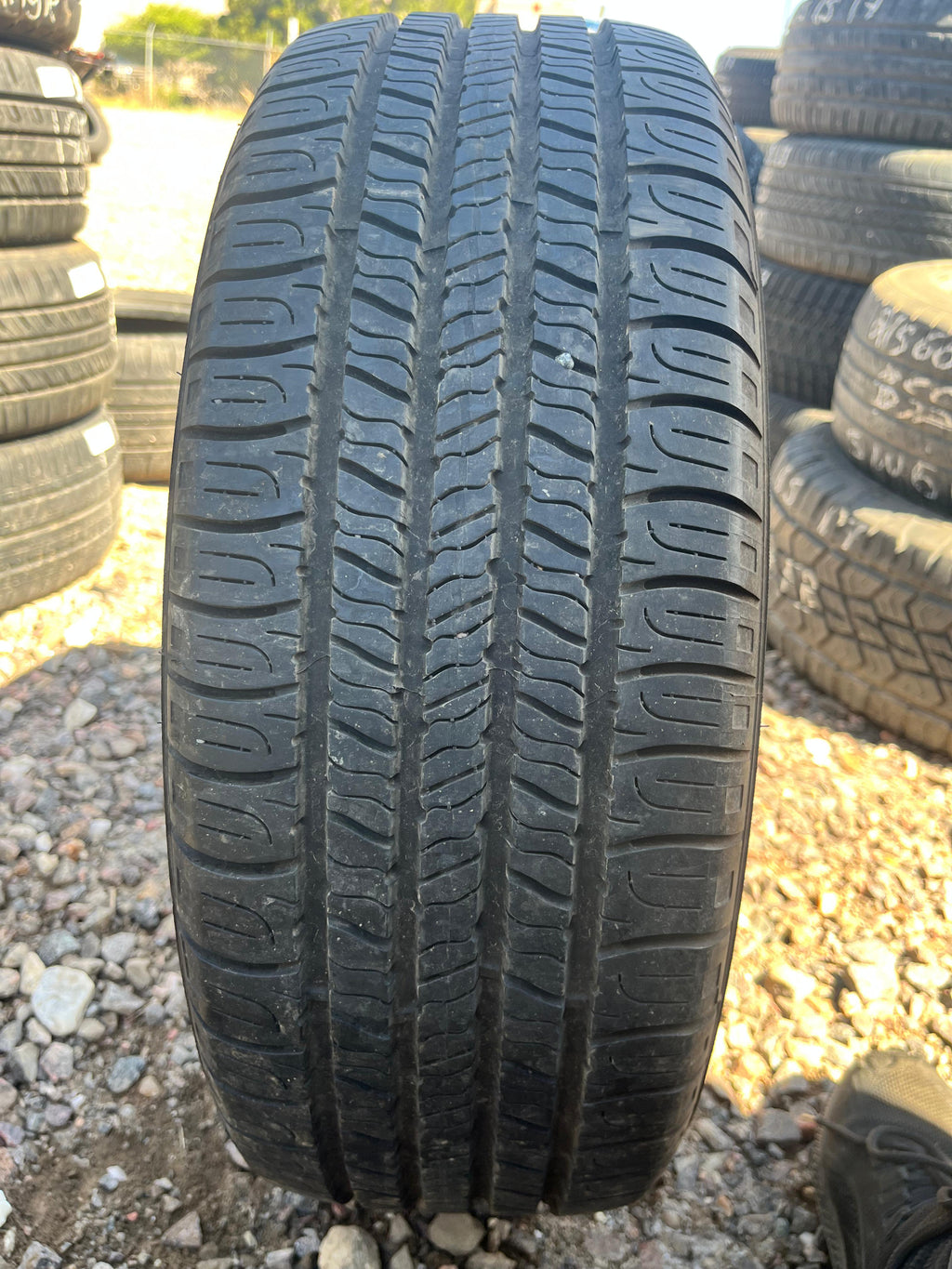 195/55R16 Single (1 Used Tire) Goodyear Assurance