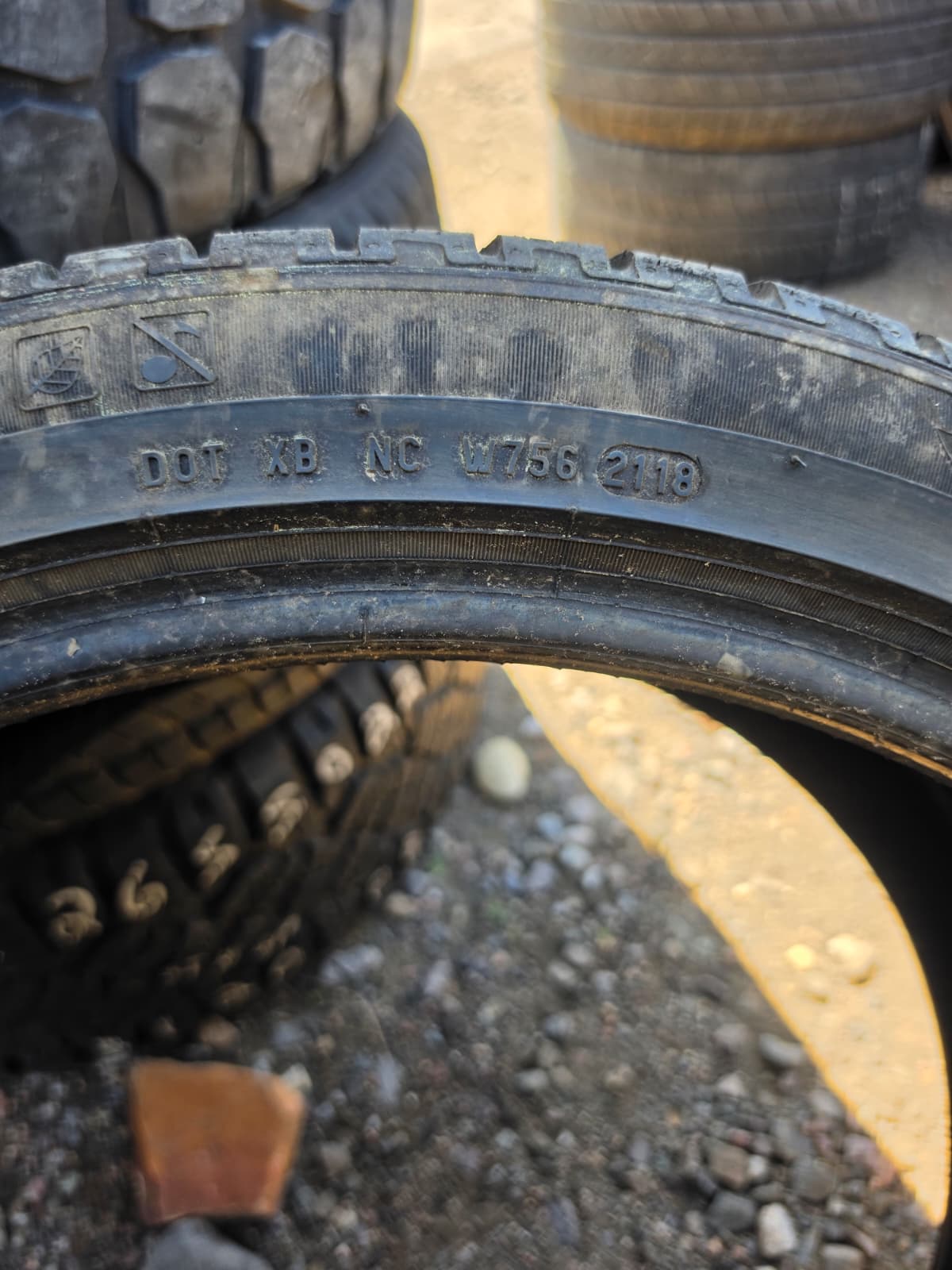 295/35R21 Single (1 Used Tire) Pirelli Scorpion Winter