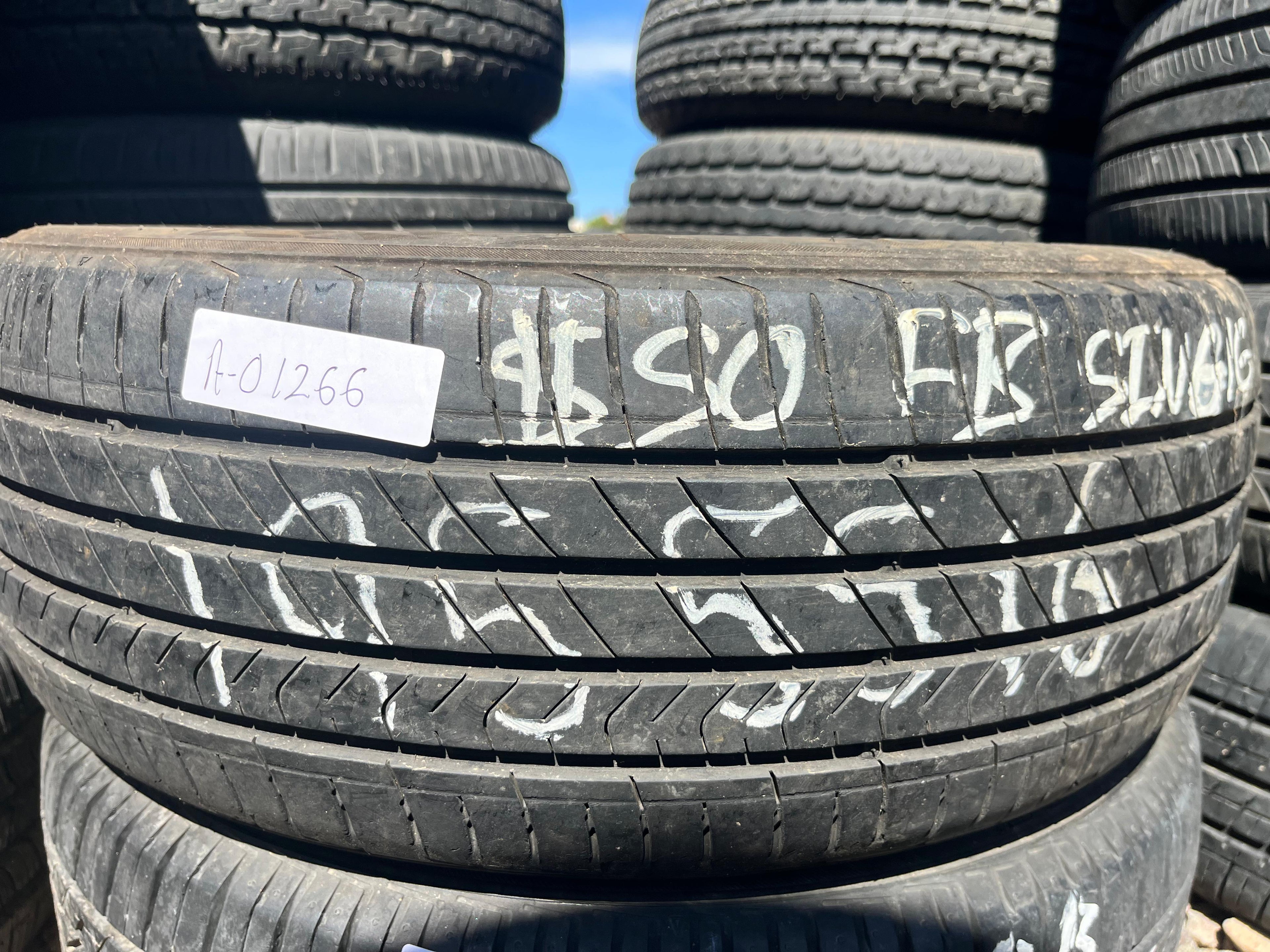 195/55R16 Single (1 Used Tire) Kumho Majesty 9 Solus