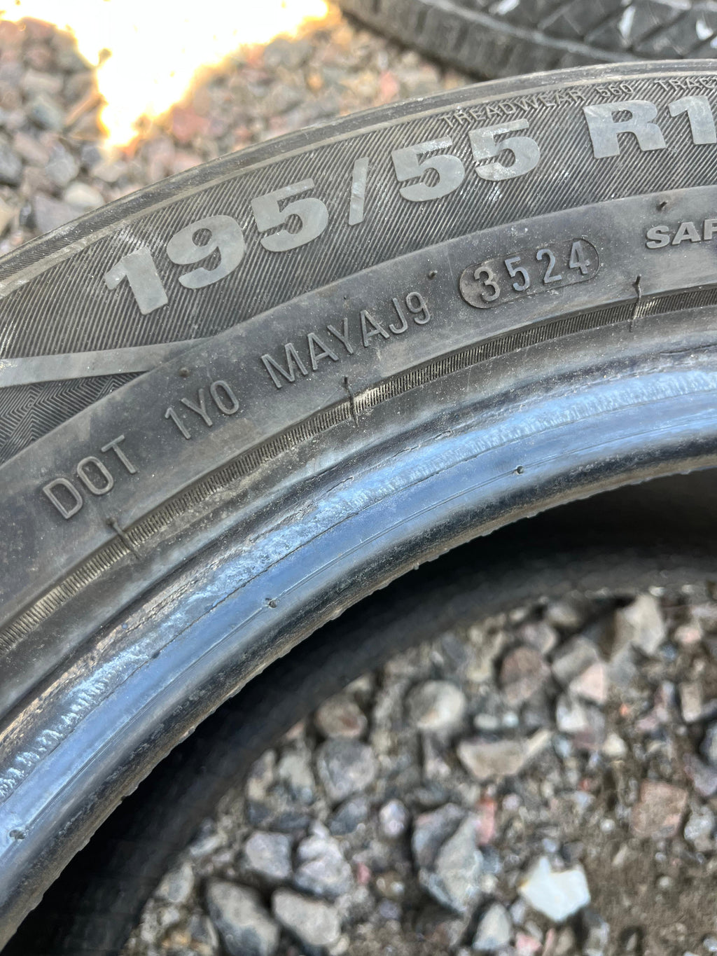 195/55R16 Single (1 Used Tire) Kumho Majesty 9 Solus