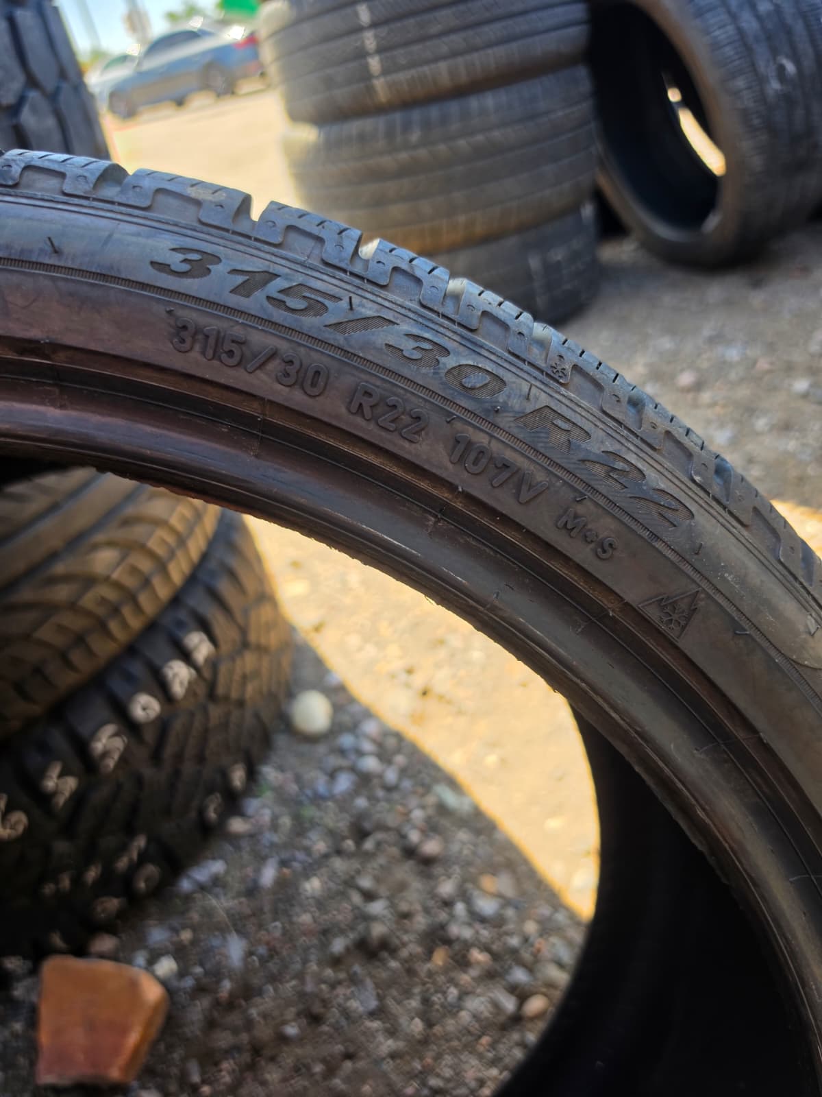 315/30R22 Single (1 Used Tire) Pirelli Scorpion Winter