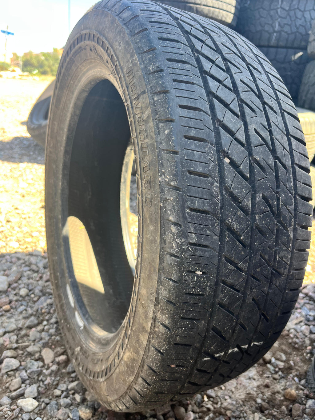 195/55RF16 Single (1 Used Tire) Bridgestone DriveGuard