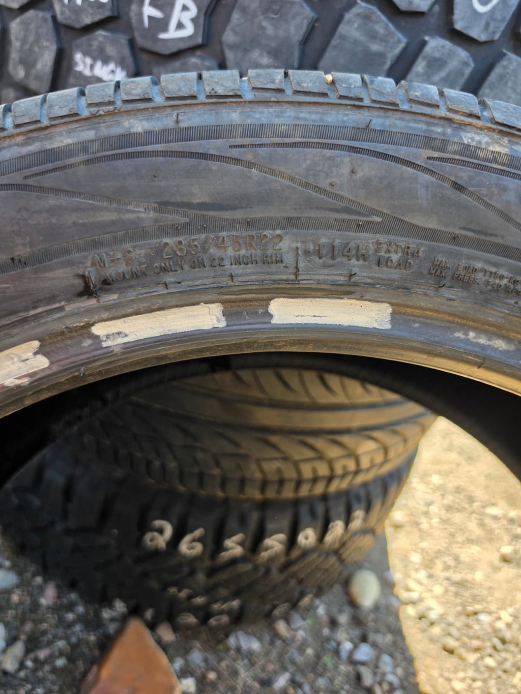 285/45R22 Single (1 Used Tire) Cooper Pro Control