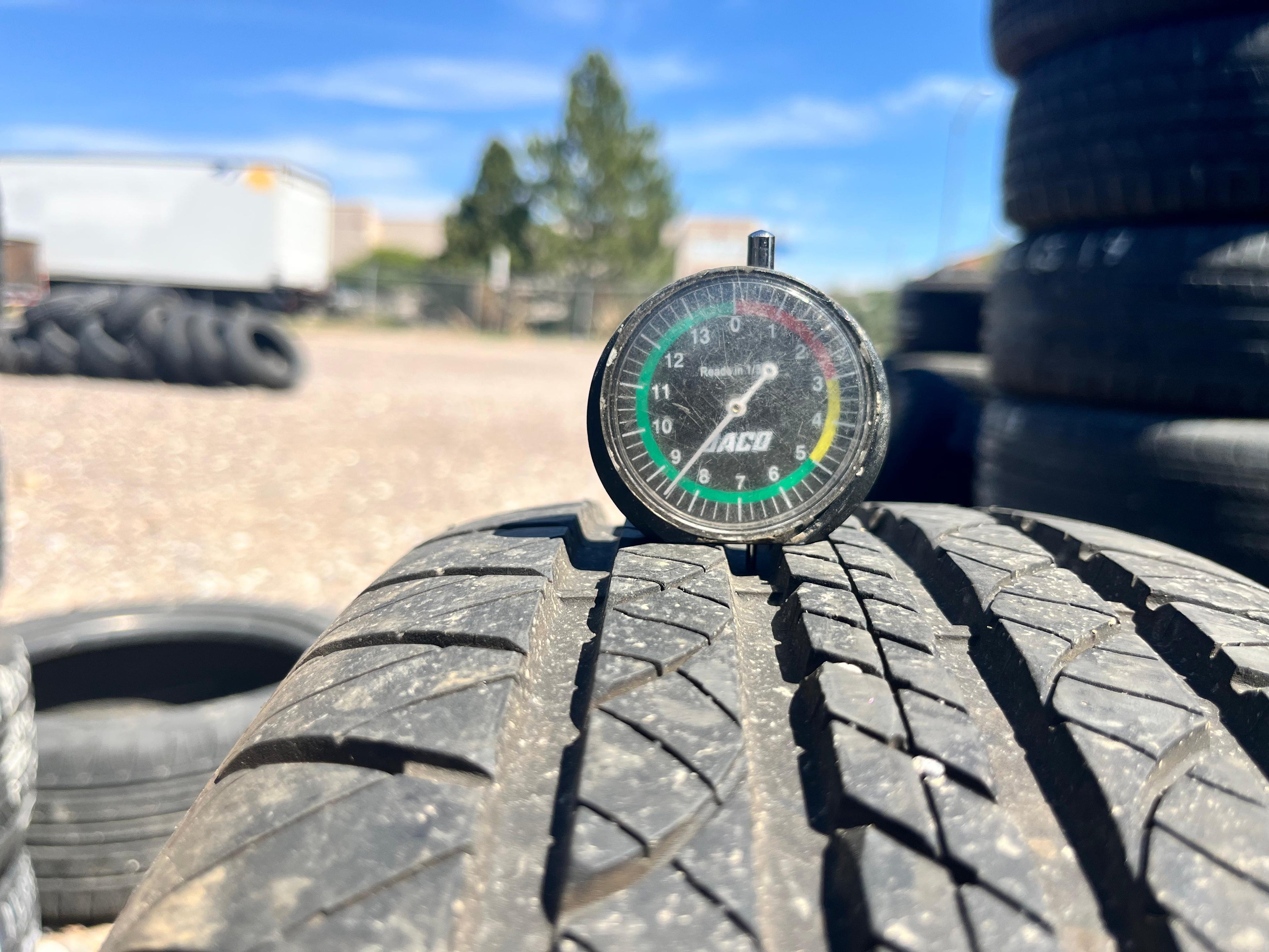205/55R16 Single (1 Used Tire) Douglas Touring