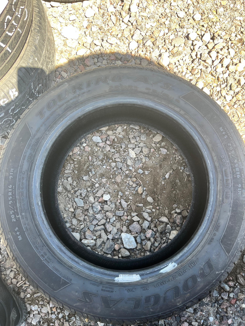 205/55R16 Single (1 Used Tire) Douglas Touring