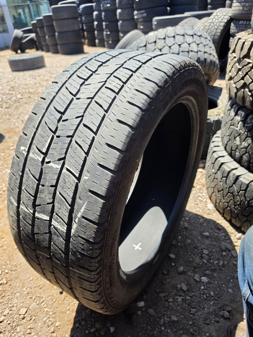285/45R22 Single (1 Used Tire) Dean Tires Back Country