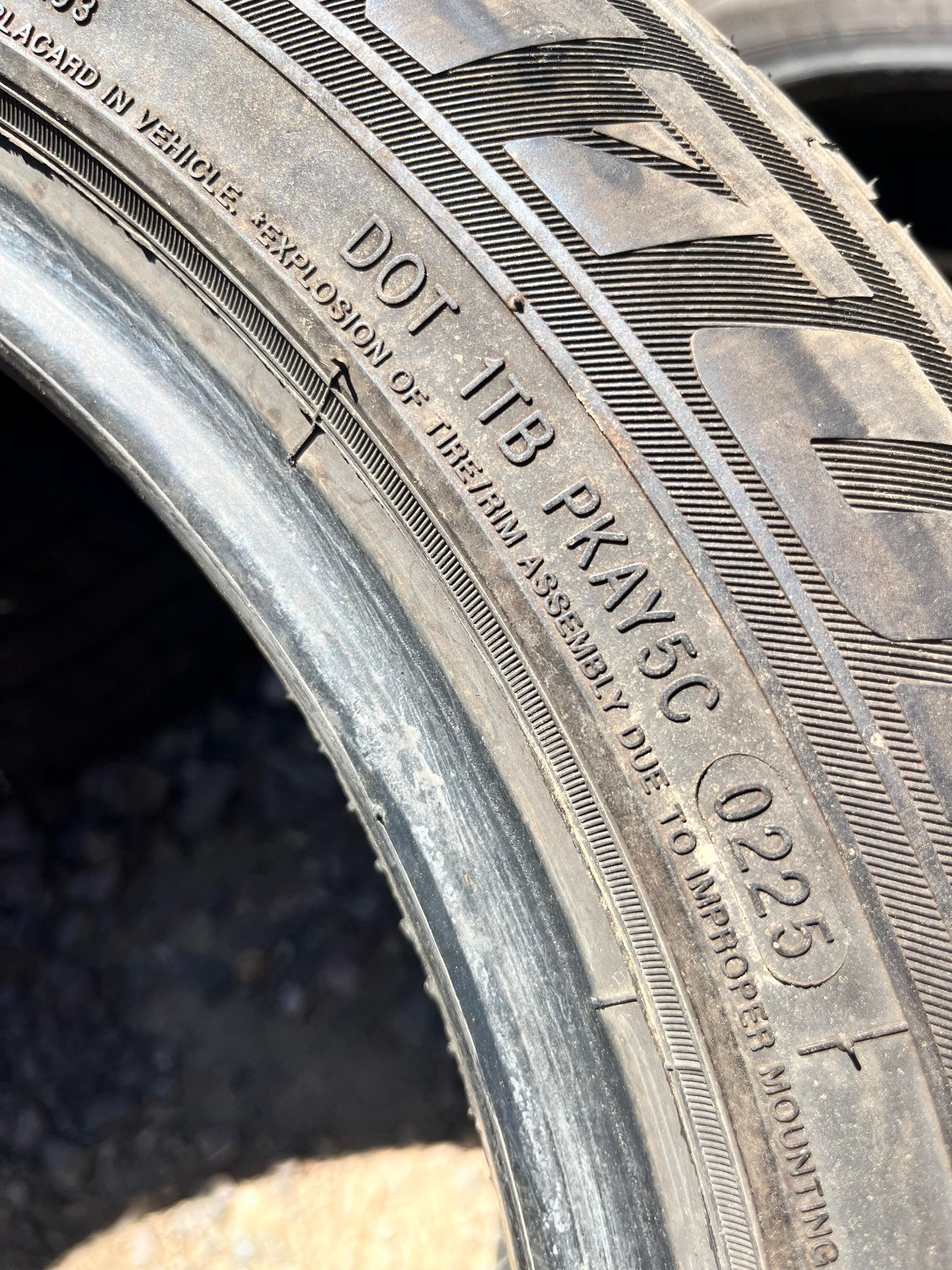 215/55ZR16 Single (1 Used Tire) Sentury Touring