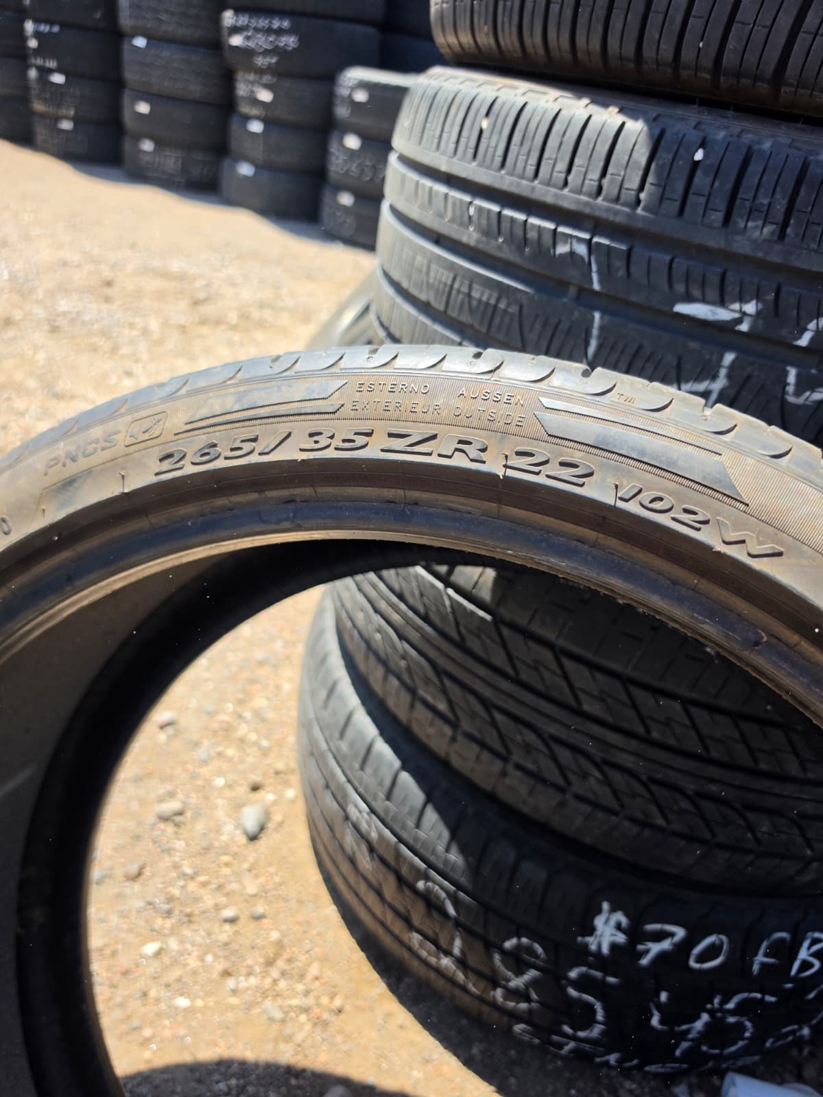 265/35ZR22 Single (1 Used Tire) Pirelli Scorpion Zero
