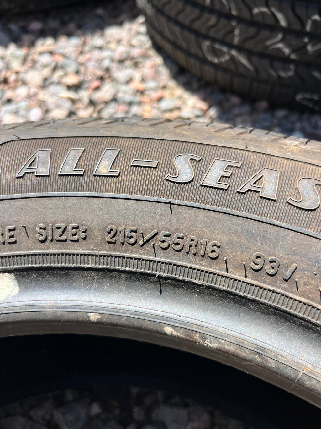 215/55ZR16 Single (1 Used Tire) Goodyear Reliant