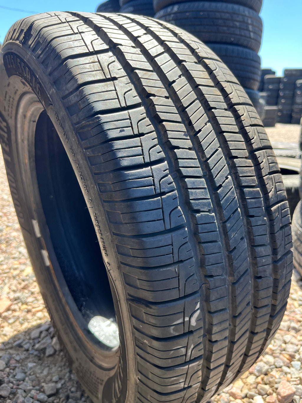 215/55ZR16 Single (1 Used Tire) Goodyear Reliant