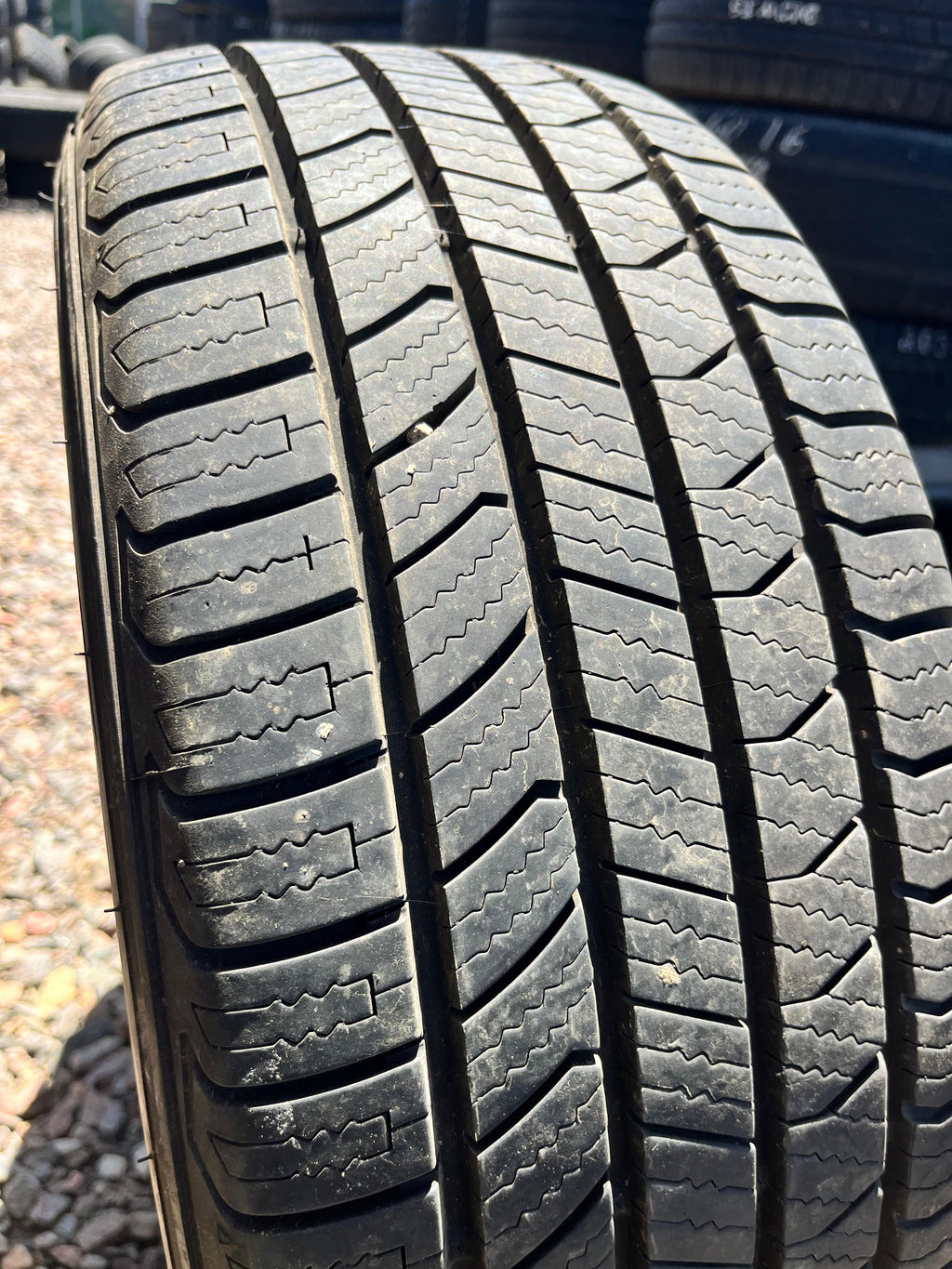 215/55ZR16 Single (1 Used Tire)Road Hugger GTP 02