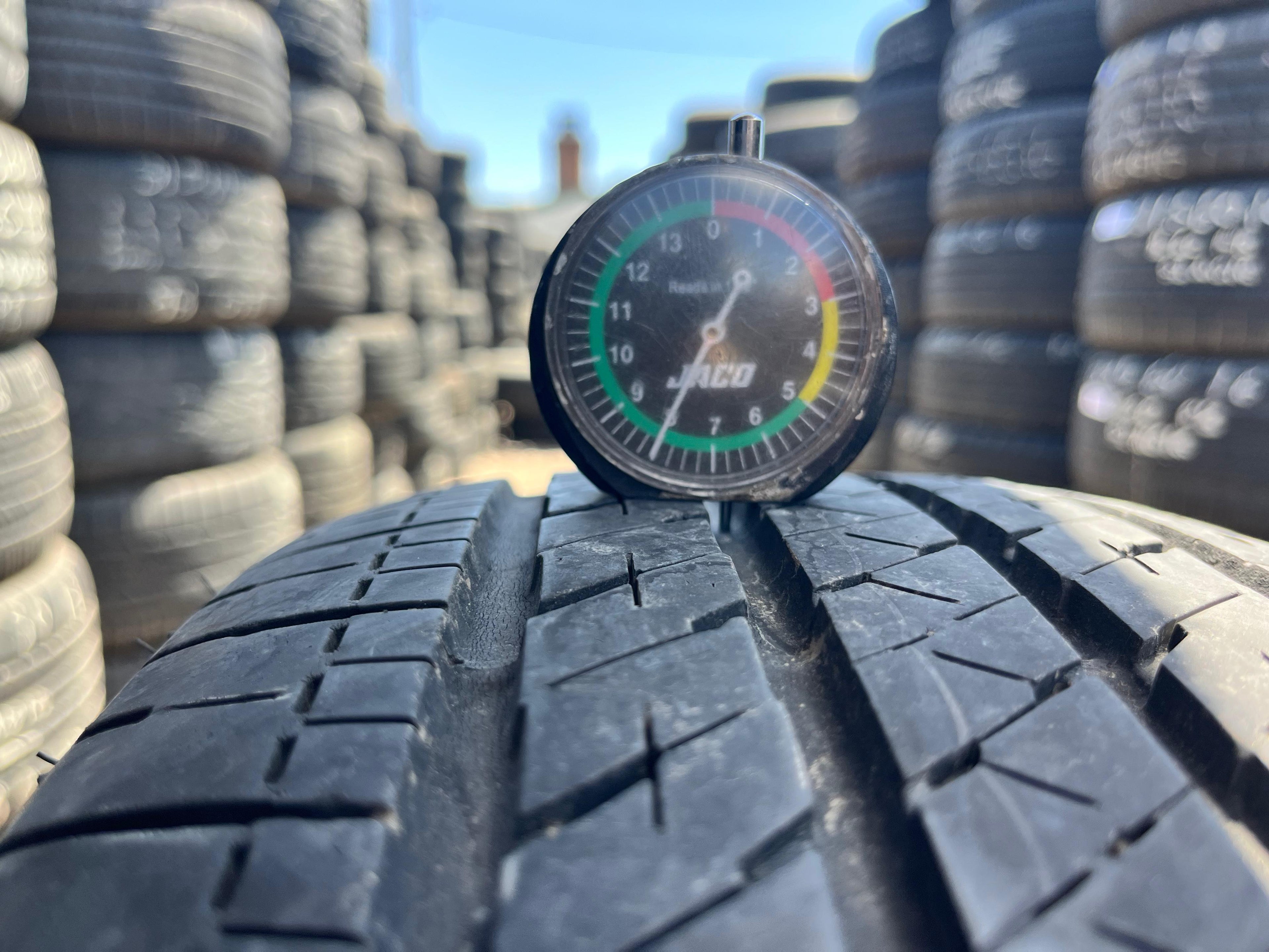 215/60R16 Single (1 Used Tire) Bridgestone Ecopia