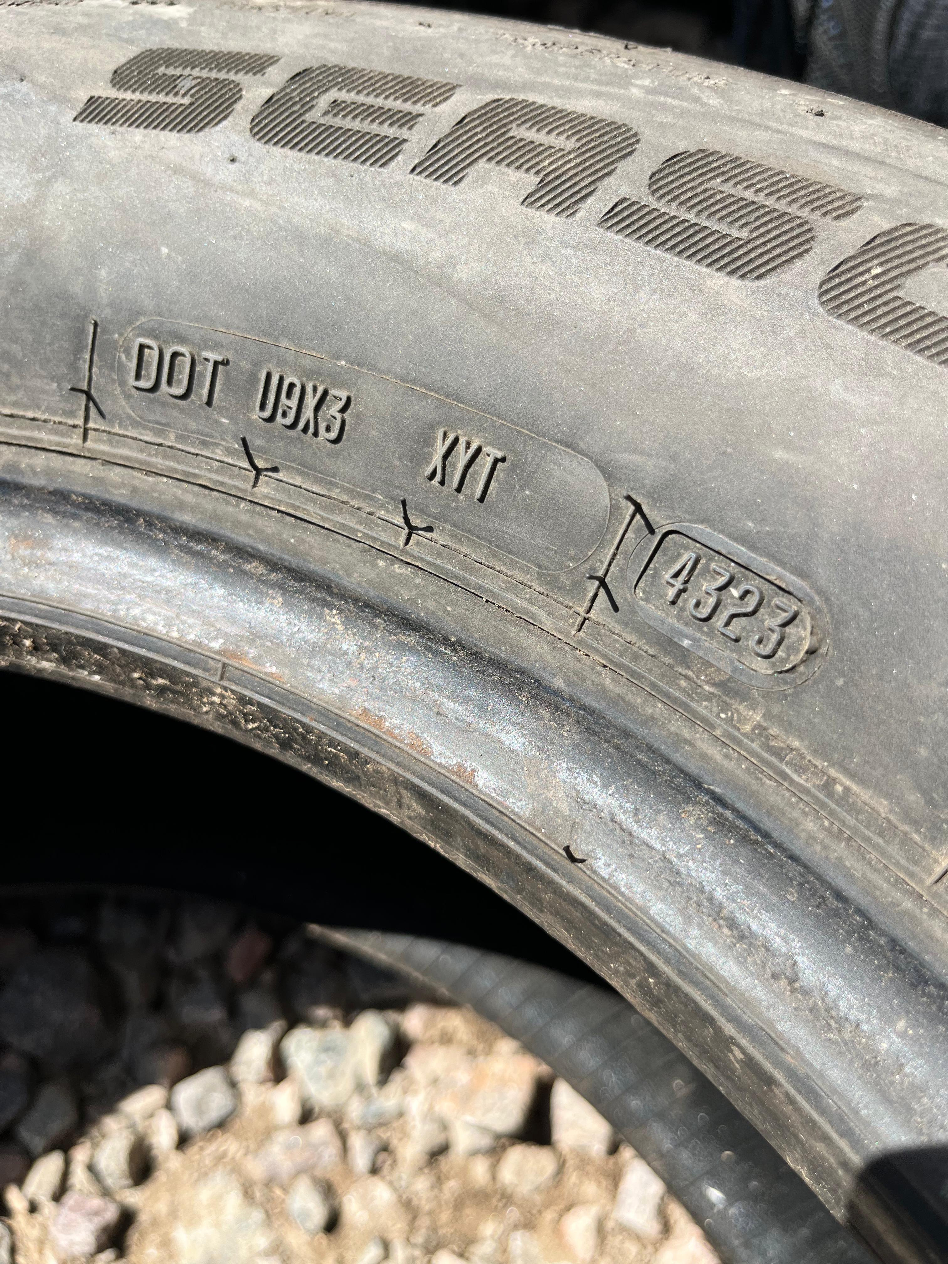 225/60R16 Single (1 Used Tire) Arizonian Silver Edition