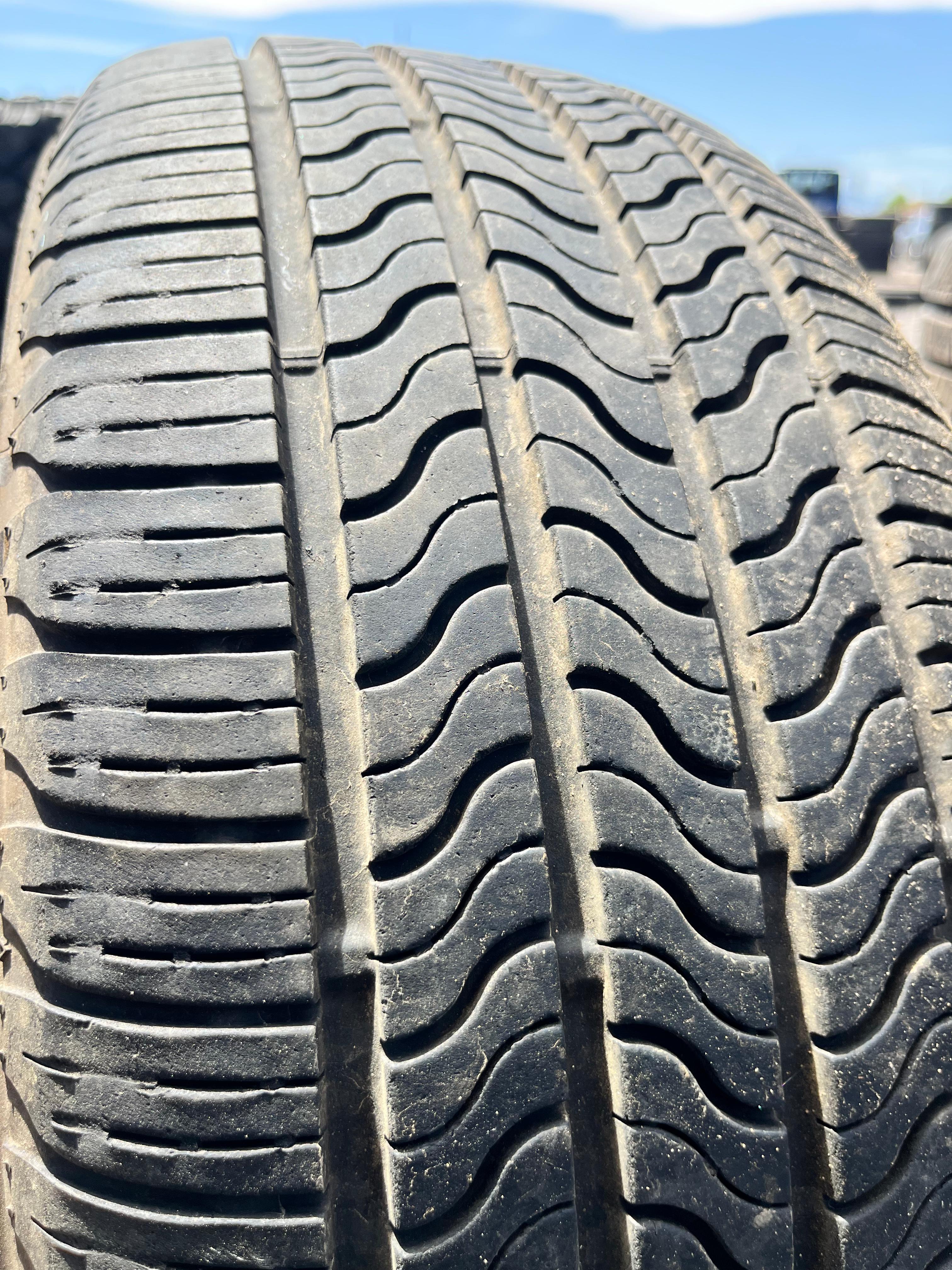 235/60R16 Single (1 Used Tire) Firestone All Season