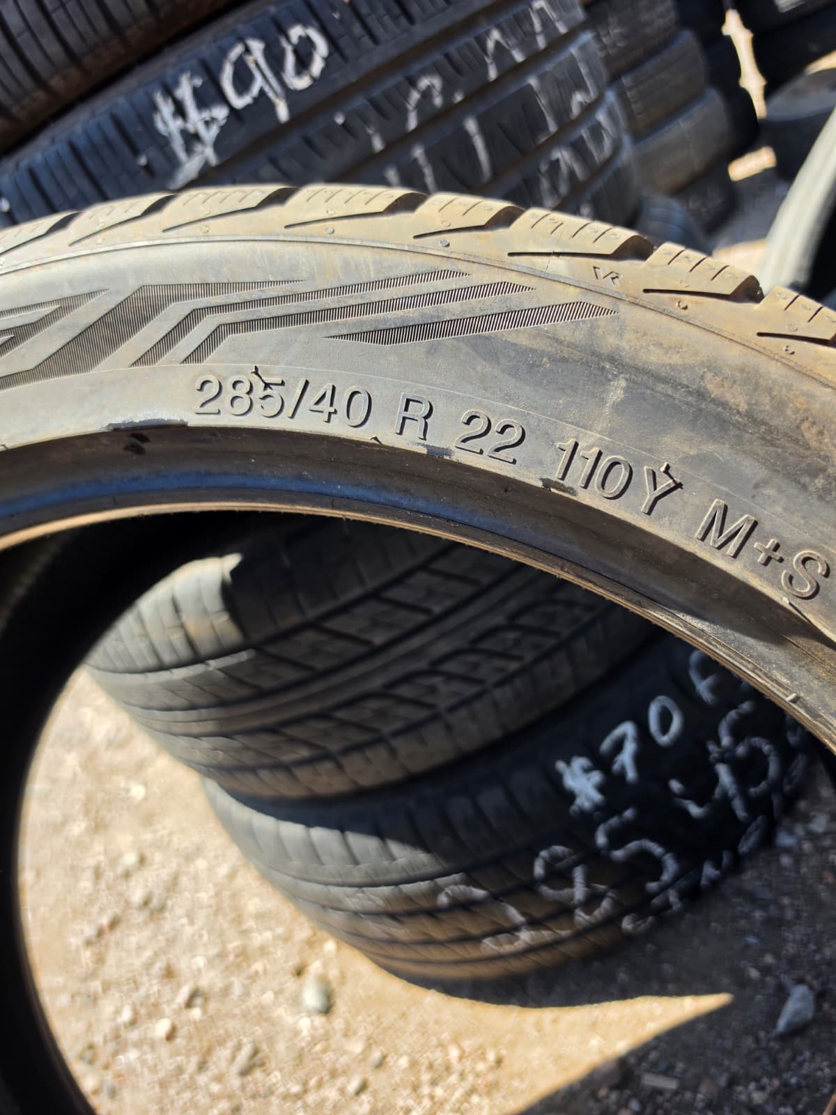 285/40R22 Single (1 Used Tire) Vredestein Vredestein