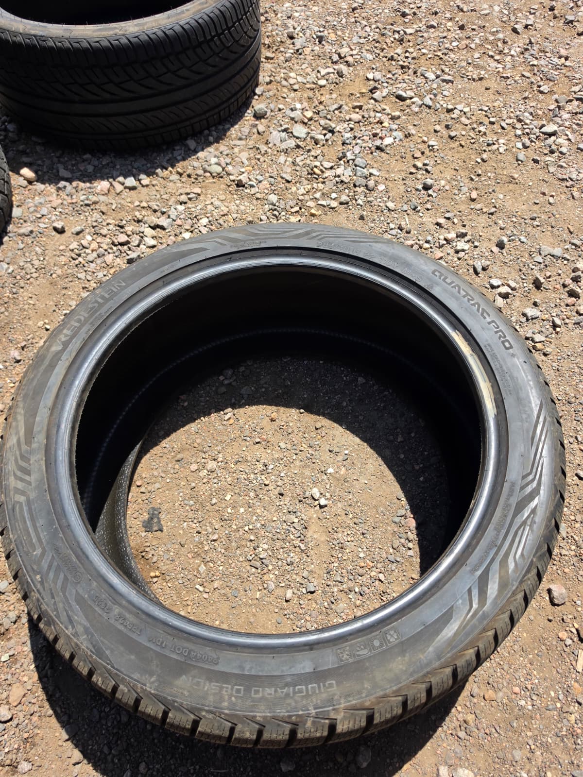 285/40R22 Single (1 Used Tire) Vredestein Vredestein