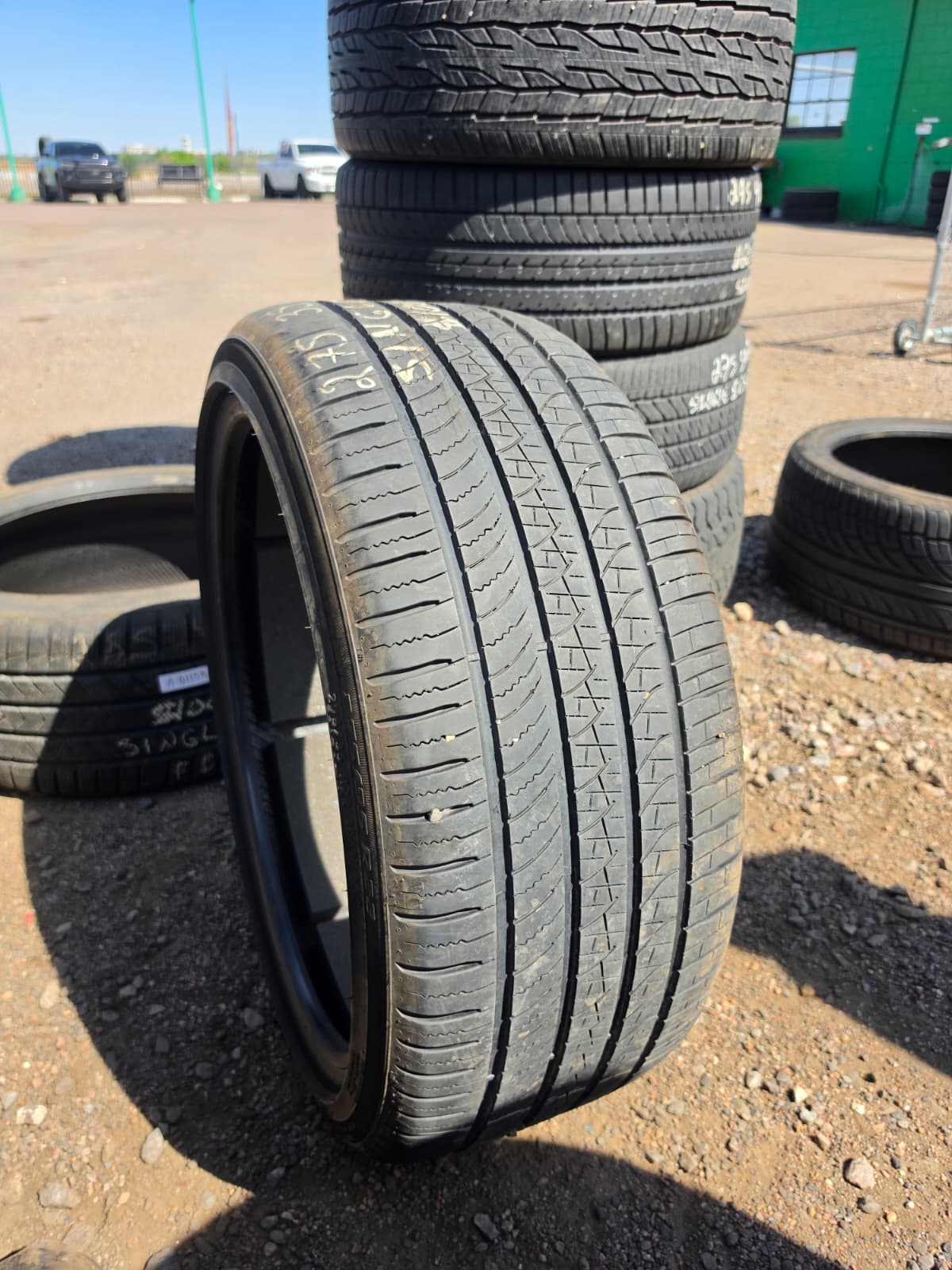 275/35R22 Single (1 Used Tire) Pirelli Scorpion Zero