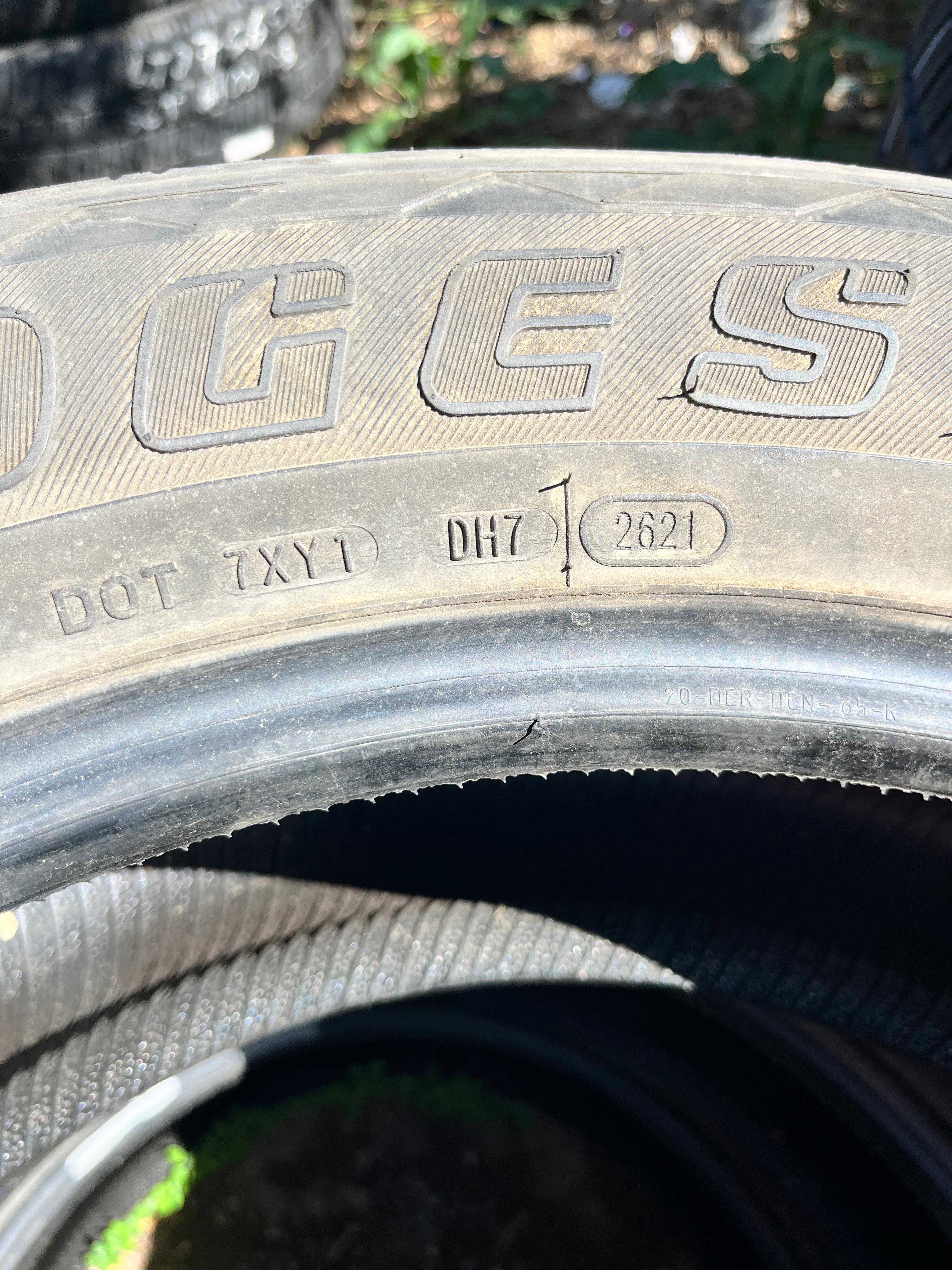 275/55R20 (3 Used Tires) Bridgestone Dueler Alenza