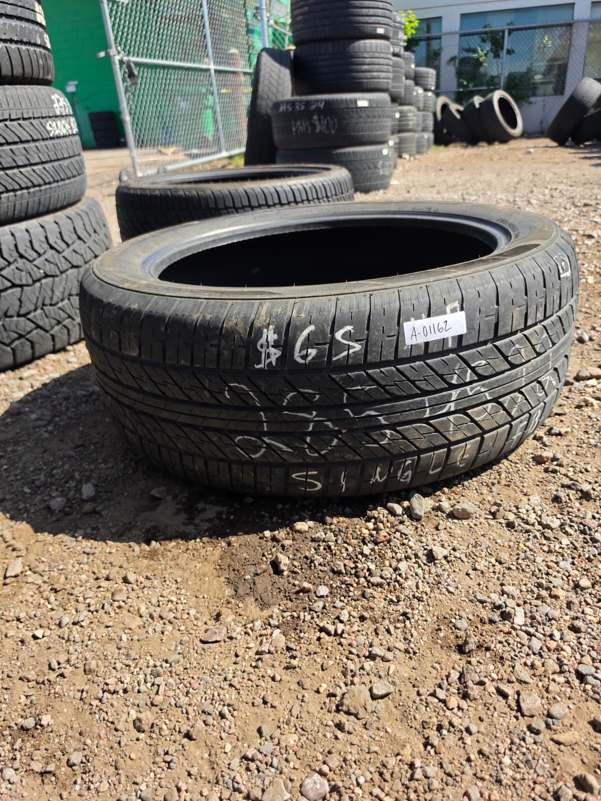 285/45R22 Single (1 Used Tire) Laufenn