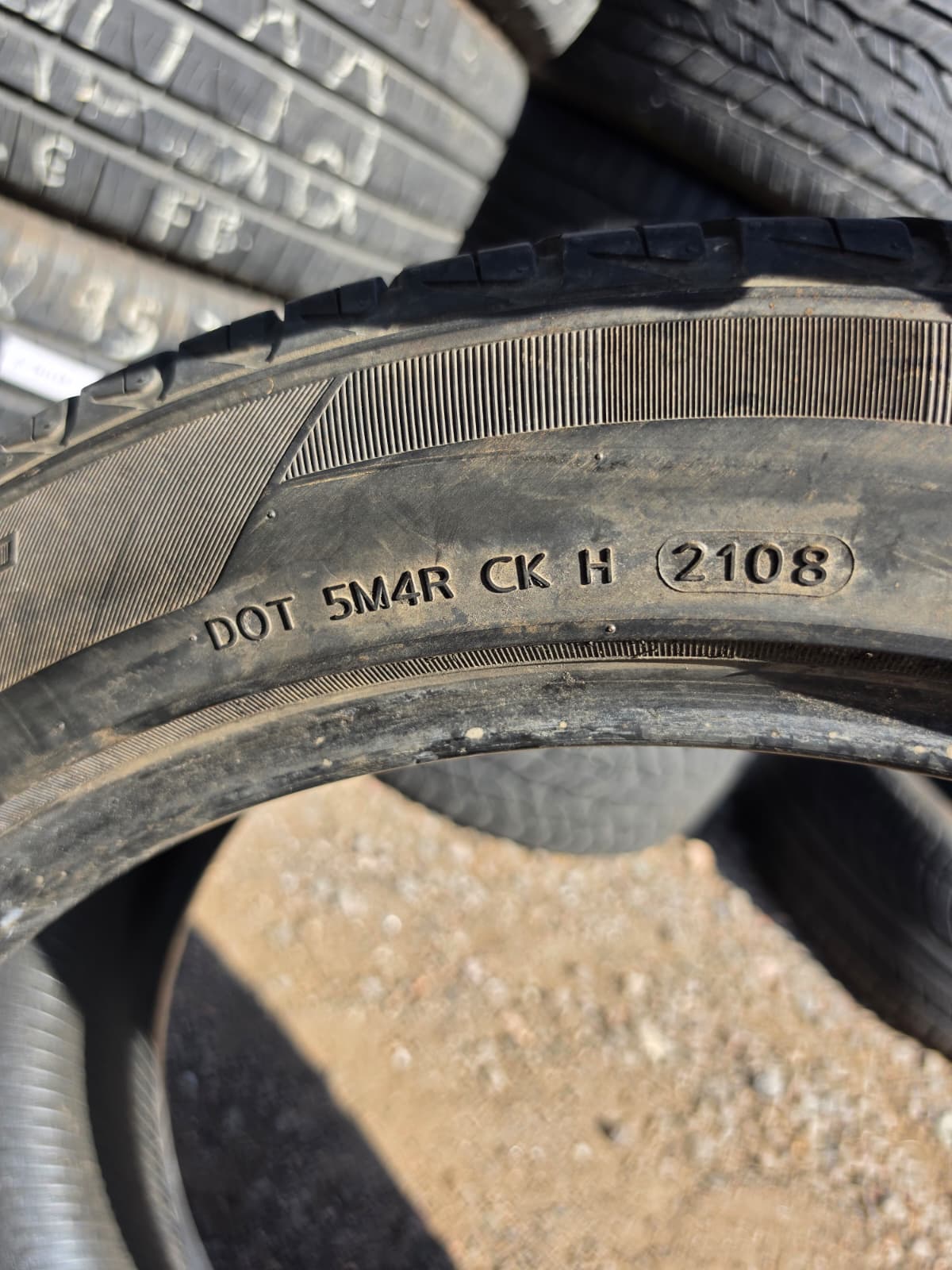 275/45R22 Single (1 Used Tire) Hankook Ventus ST