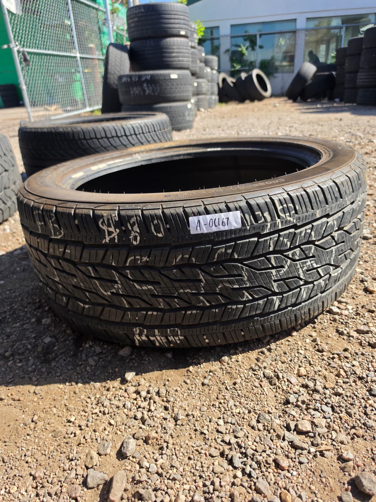 275/45R22 Single (1 Used Tire) Continental CrossContact LX20