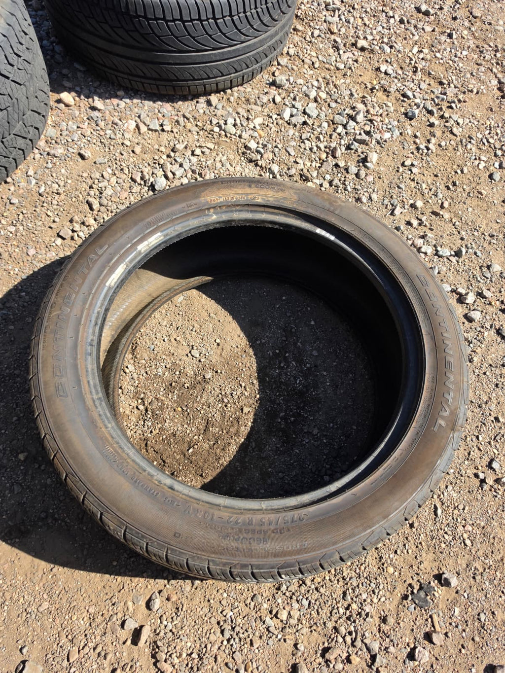 275/45R22 Single (1 Used Tire) Continental CrossContact LX20