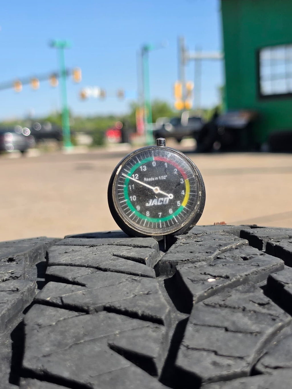 LT35X12.50R22 Single (1 Used Tire) Hankook DynaPro AT2
