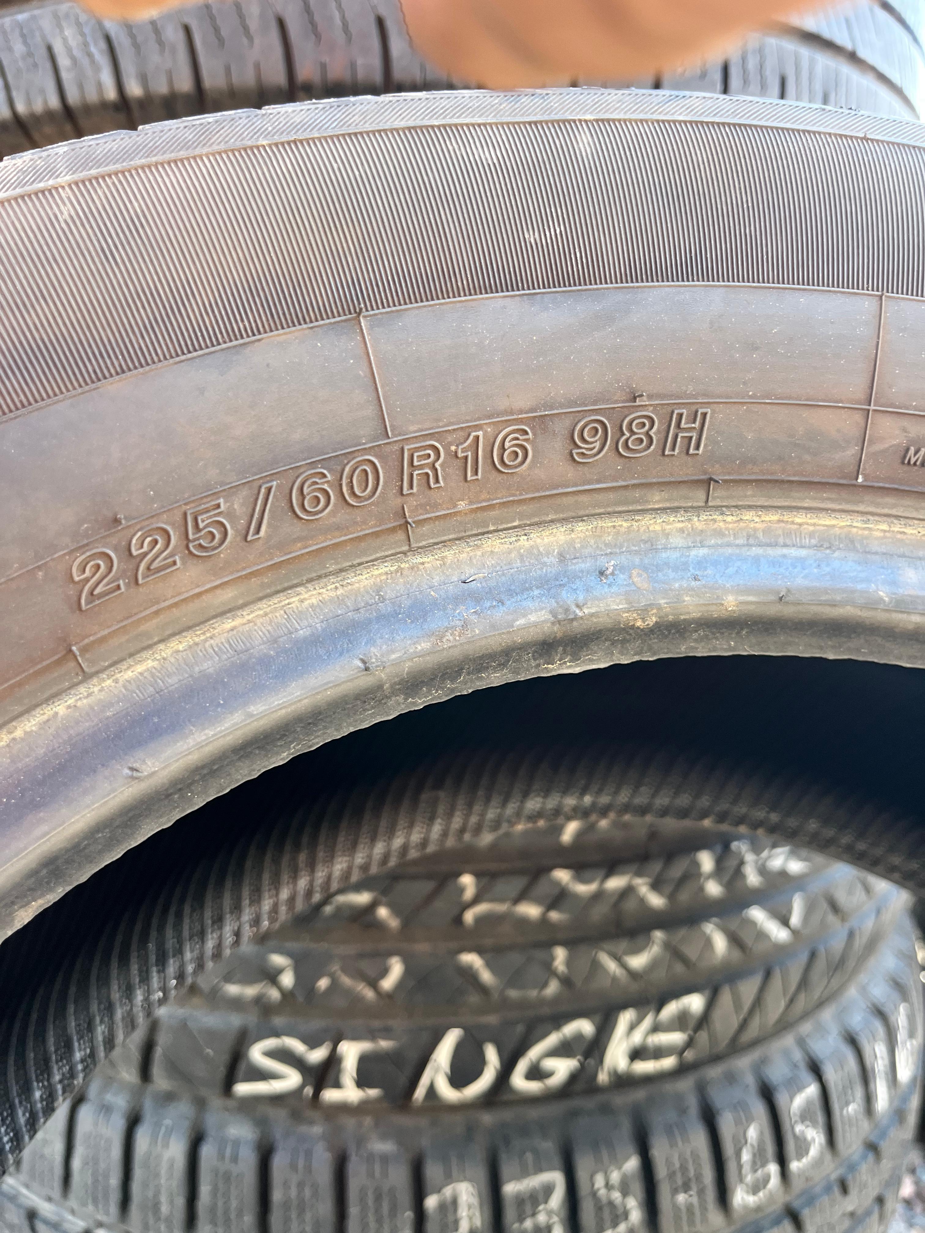225/60R16 Single (1 Used Tire) Yokohama Avid Ascend LX