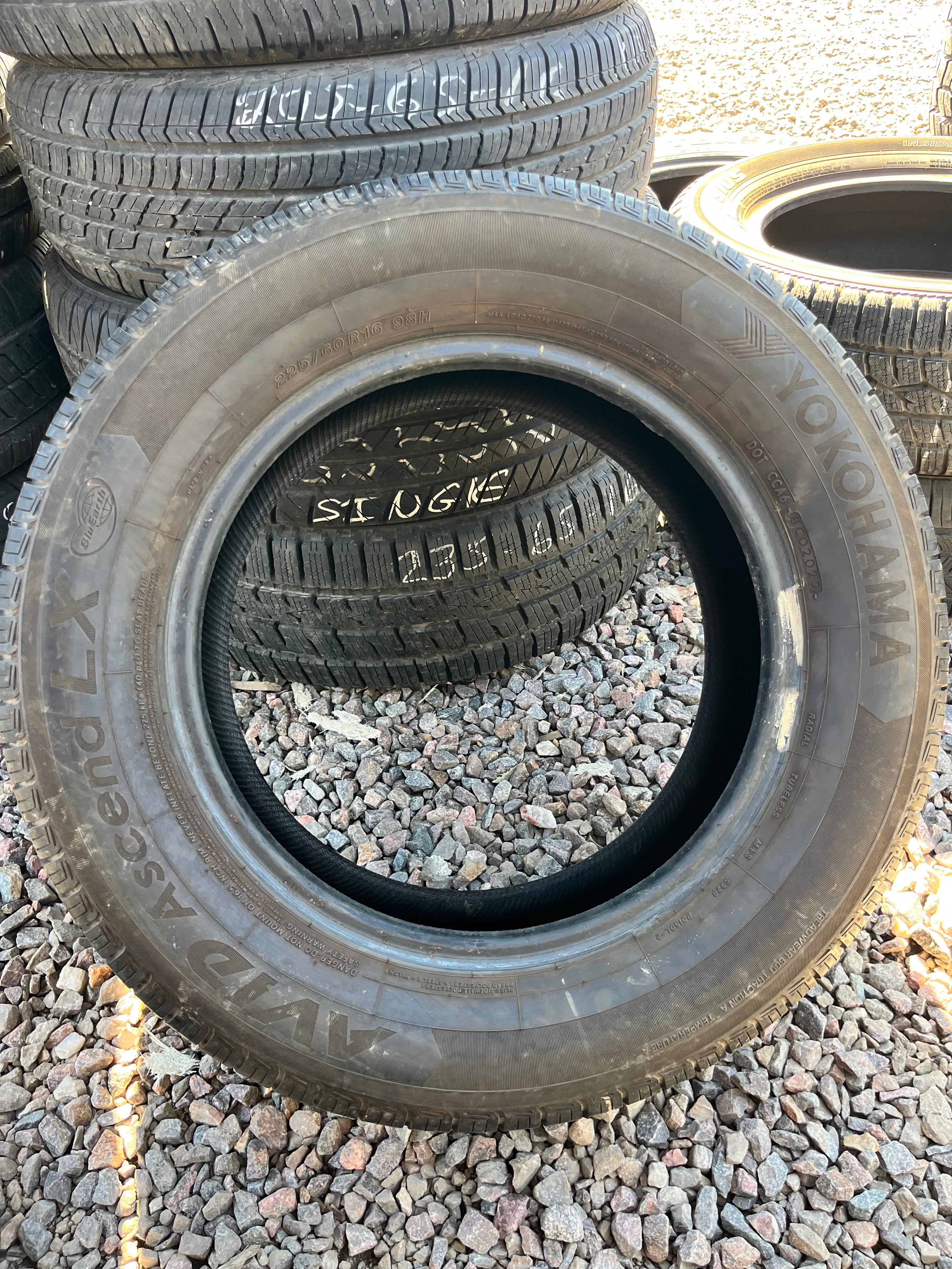 225/60R16 Single (1 Used Tire) Yokohama Avid Ascend LX