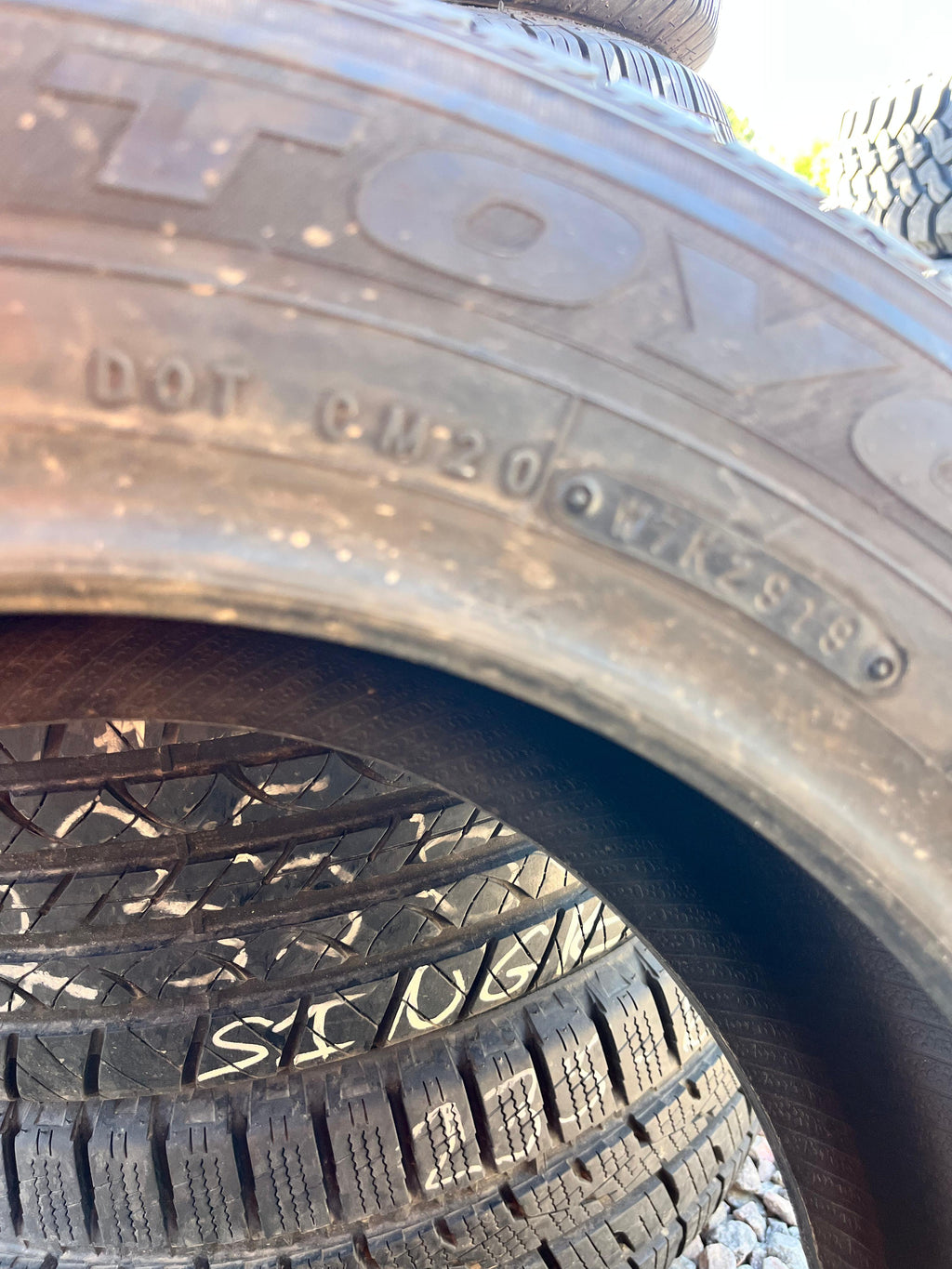 205/60R16 Single (1 Used Tire) Toyo Celsius