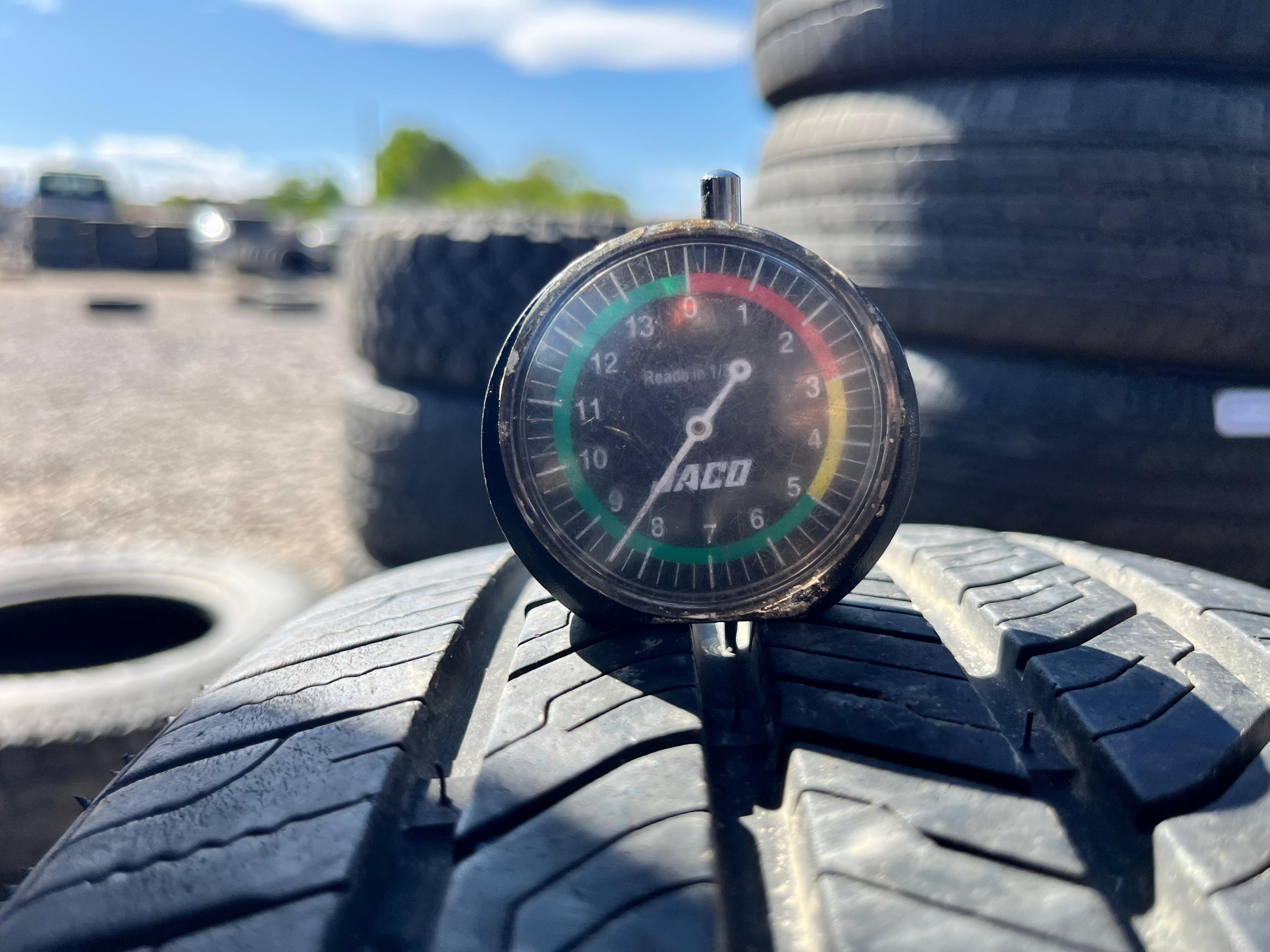 205/60R16 Single (1 Used Tire) Sailun Atrezzo (SH408)