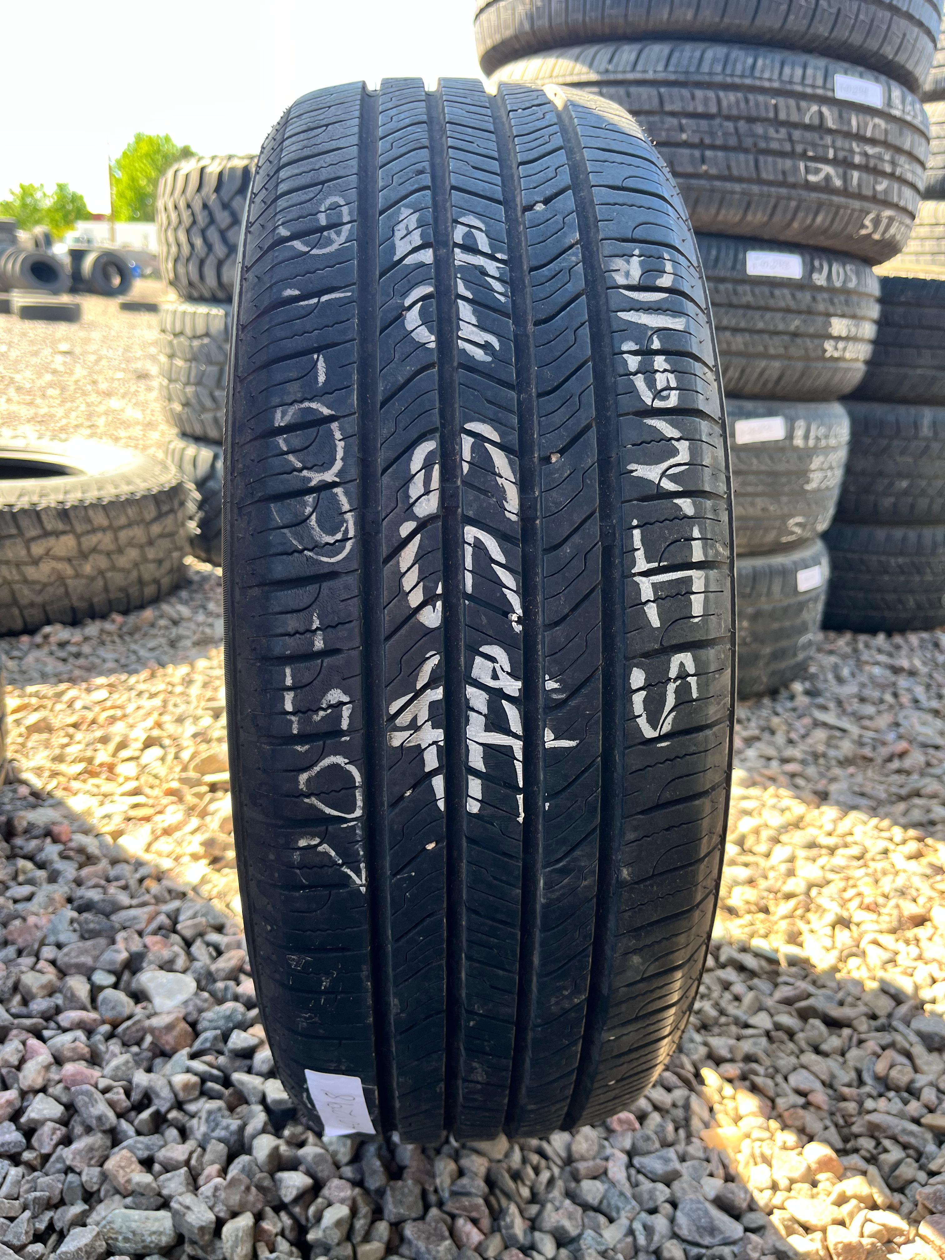 205/60R16 Single (1 Used Tire) Sailun Atrezzo (SH408)