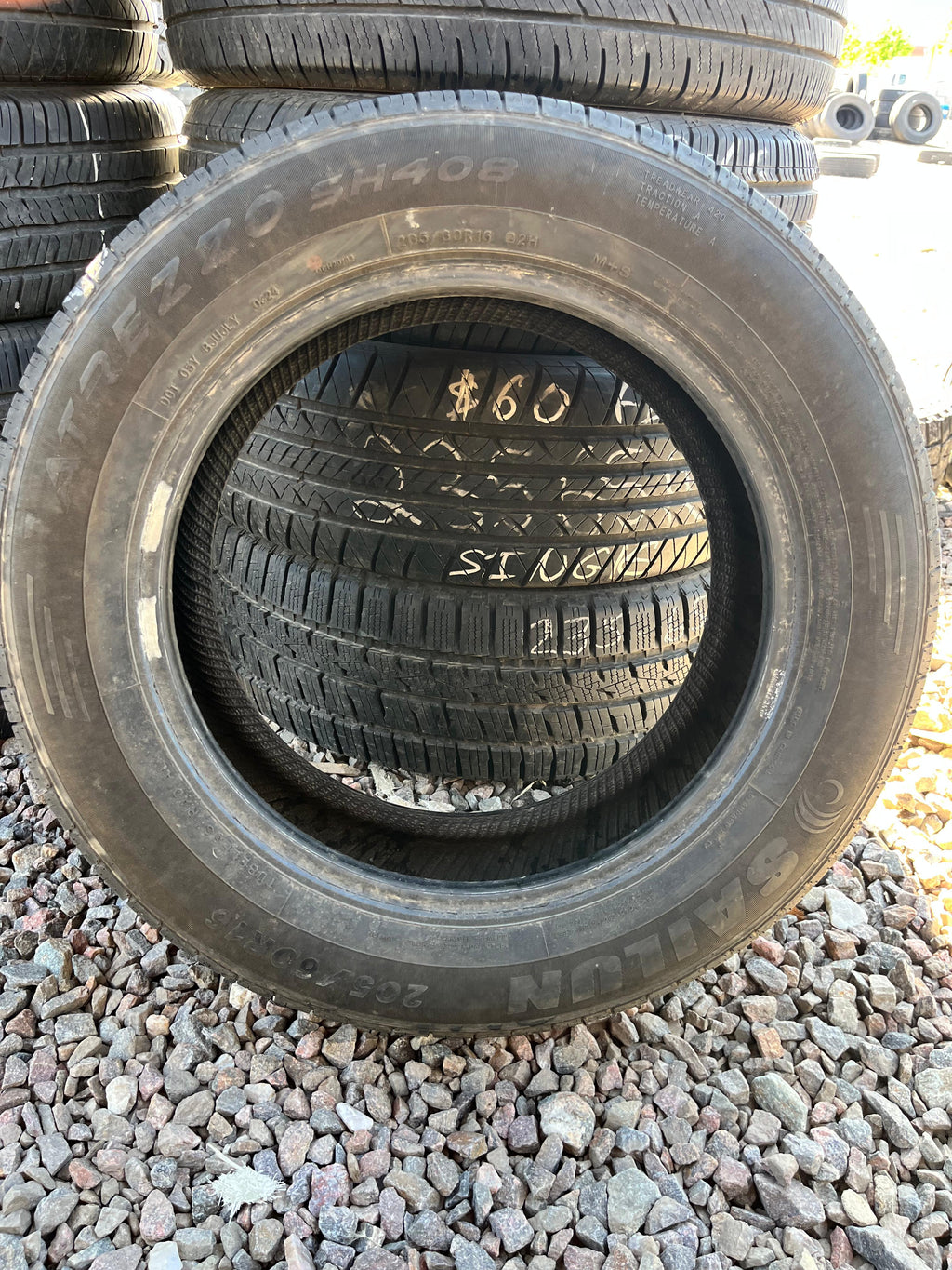 205/60R16 Single (1 Used Tire) Sailun Atrezzo (SH408)