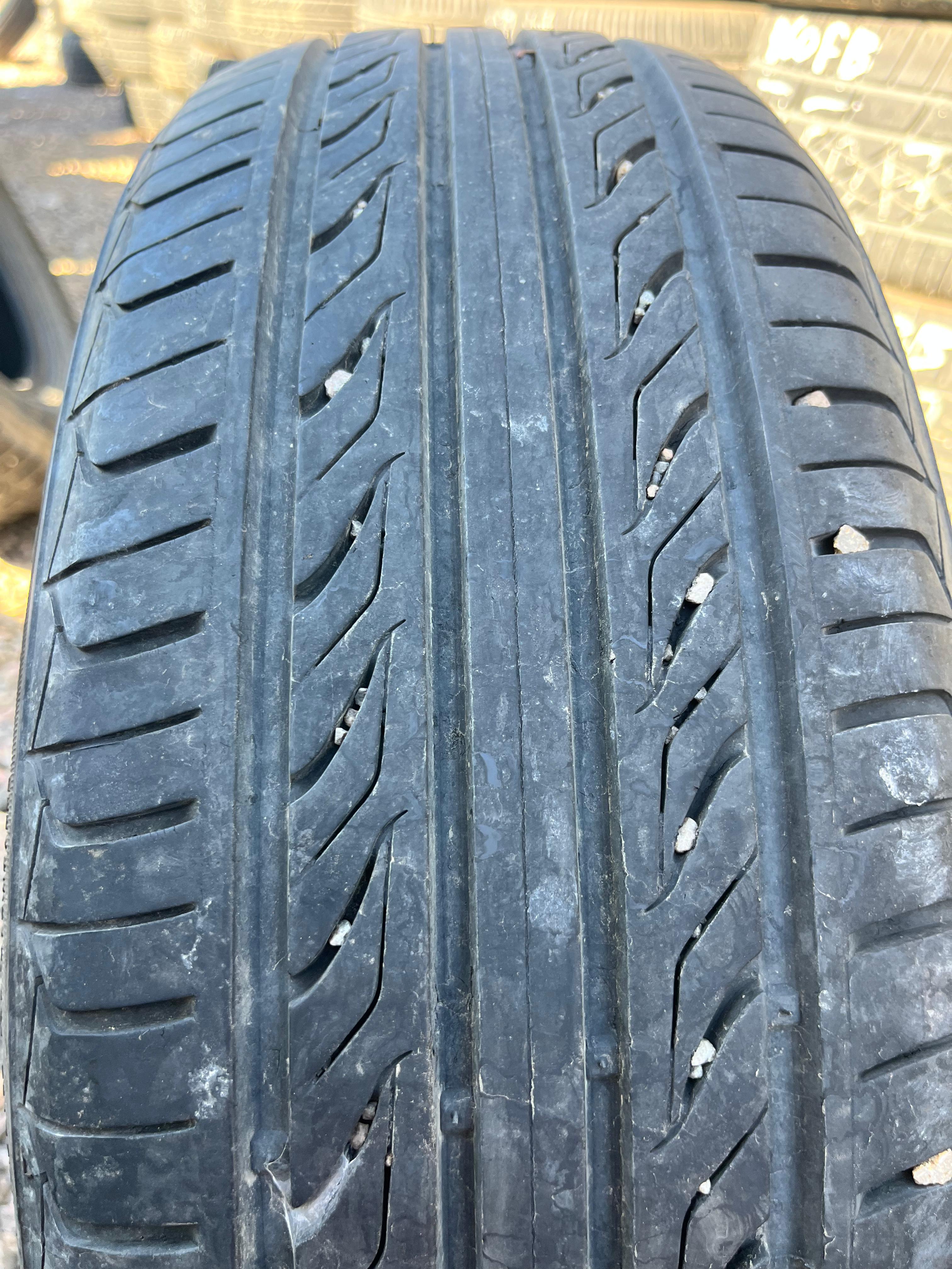 205/65R16  Single (1 Used Tire) AndSail (LS388)