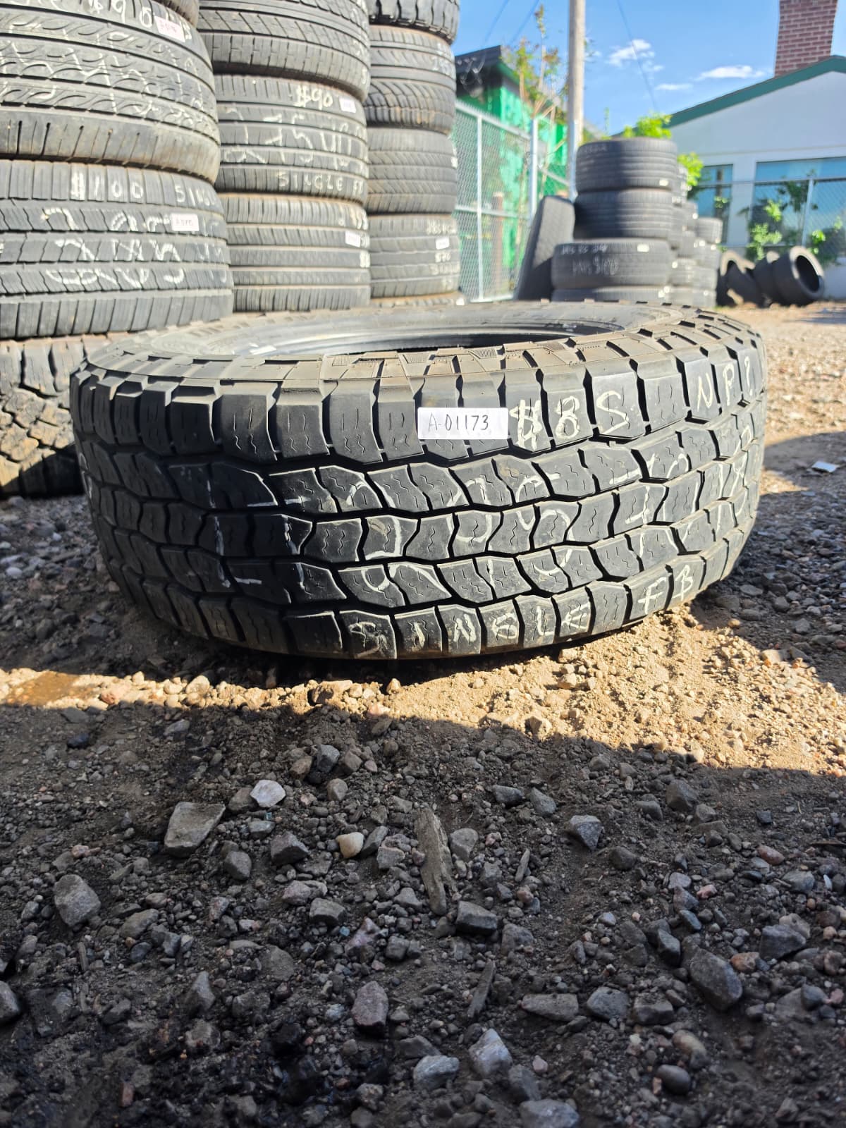 LT297/70R18 Single (1 Used Tire) Cooper Discoverer AT3