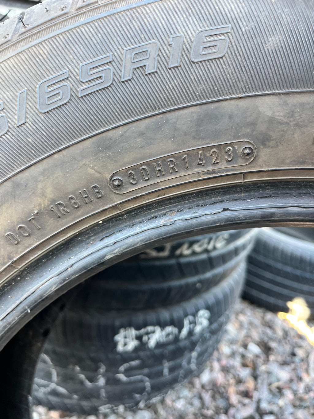 215/65R16 Single (1 Used Tire) Falken Sincera (SN250)