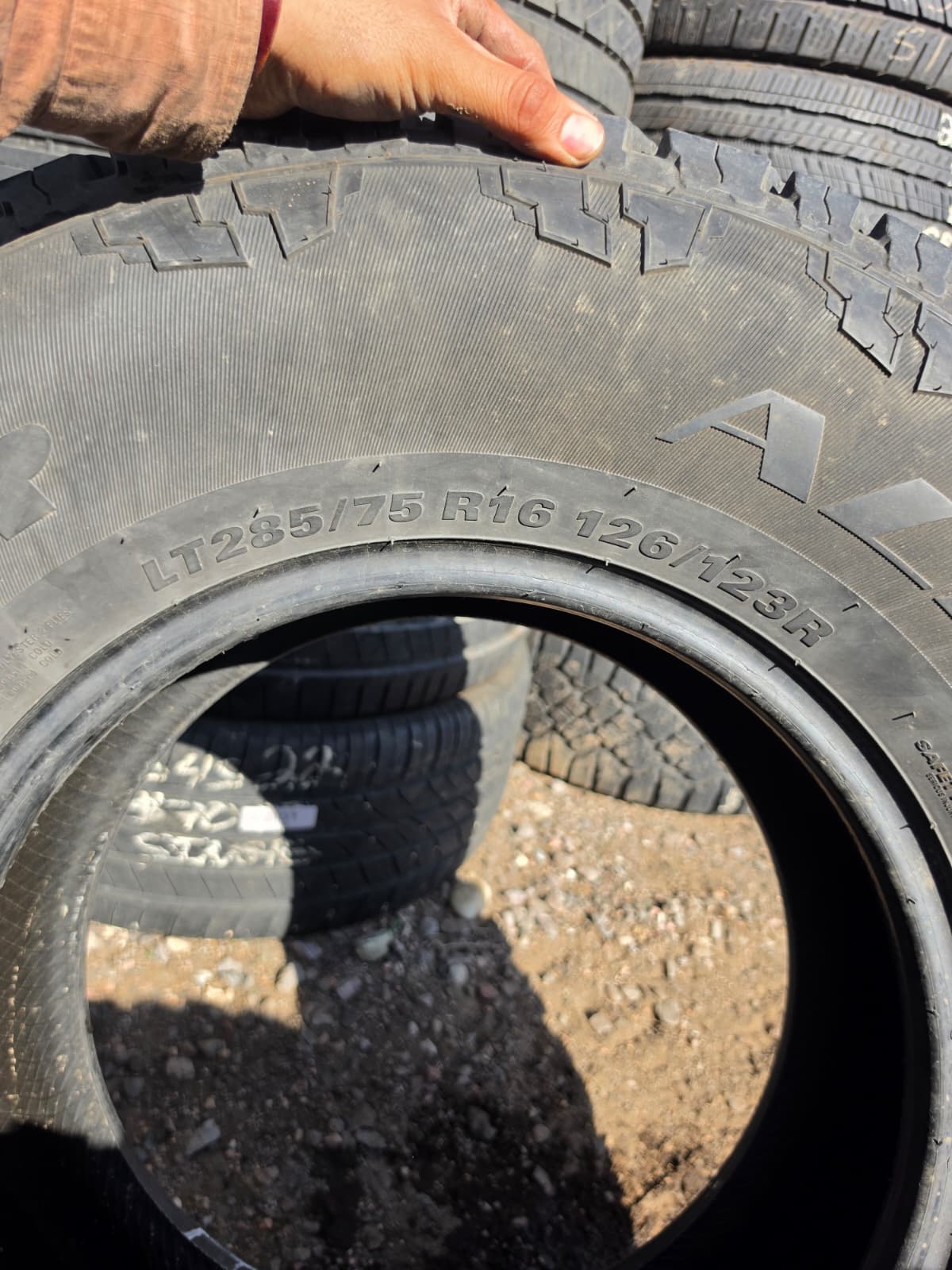 LT285/75R16 Single (1 Used Tire) TrailFinder All Terrain