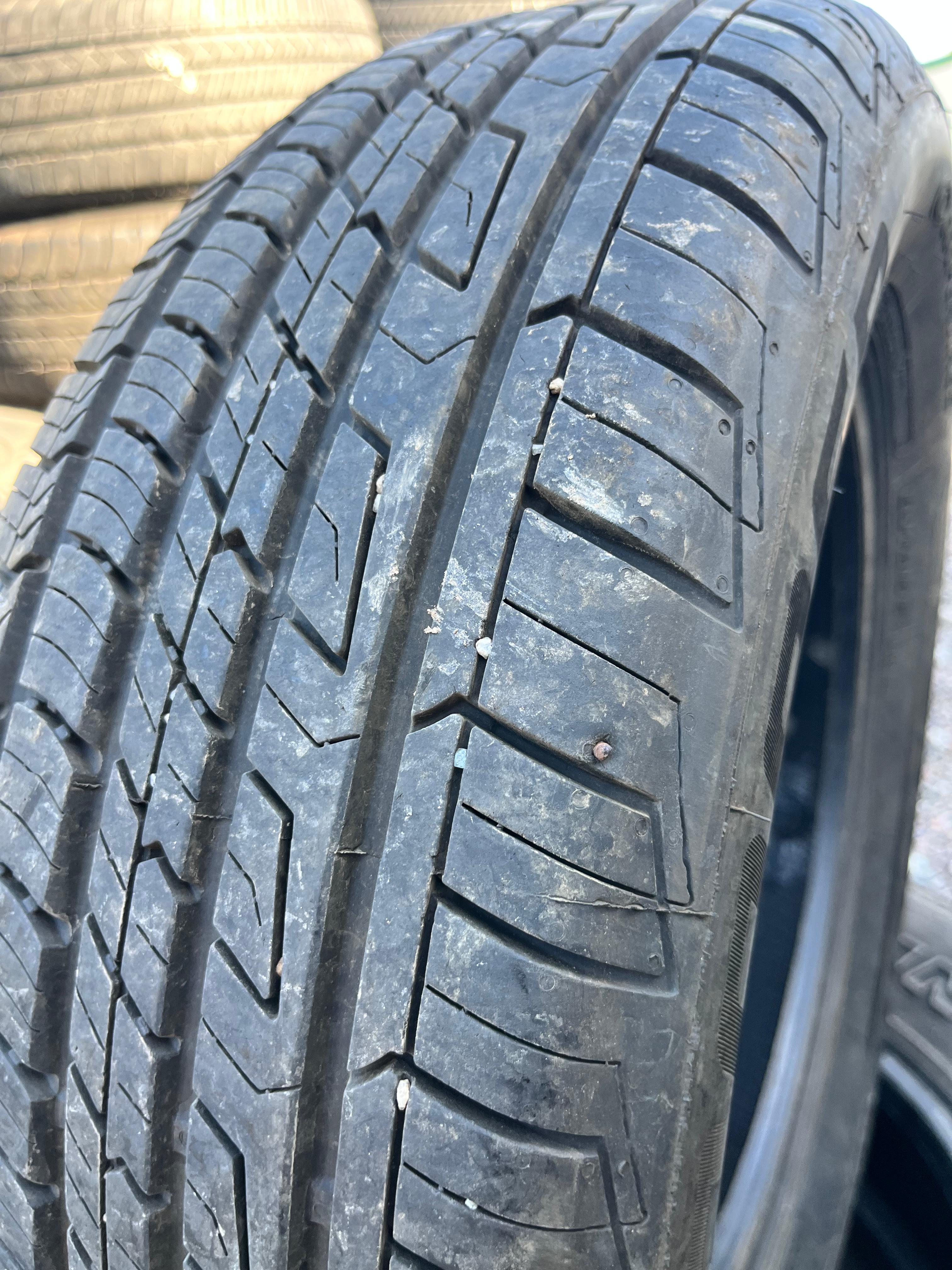205/65R16 Single (1 Used Tire) Cooper CS5 Ultra Touring