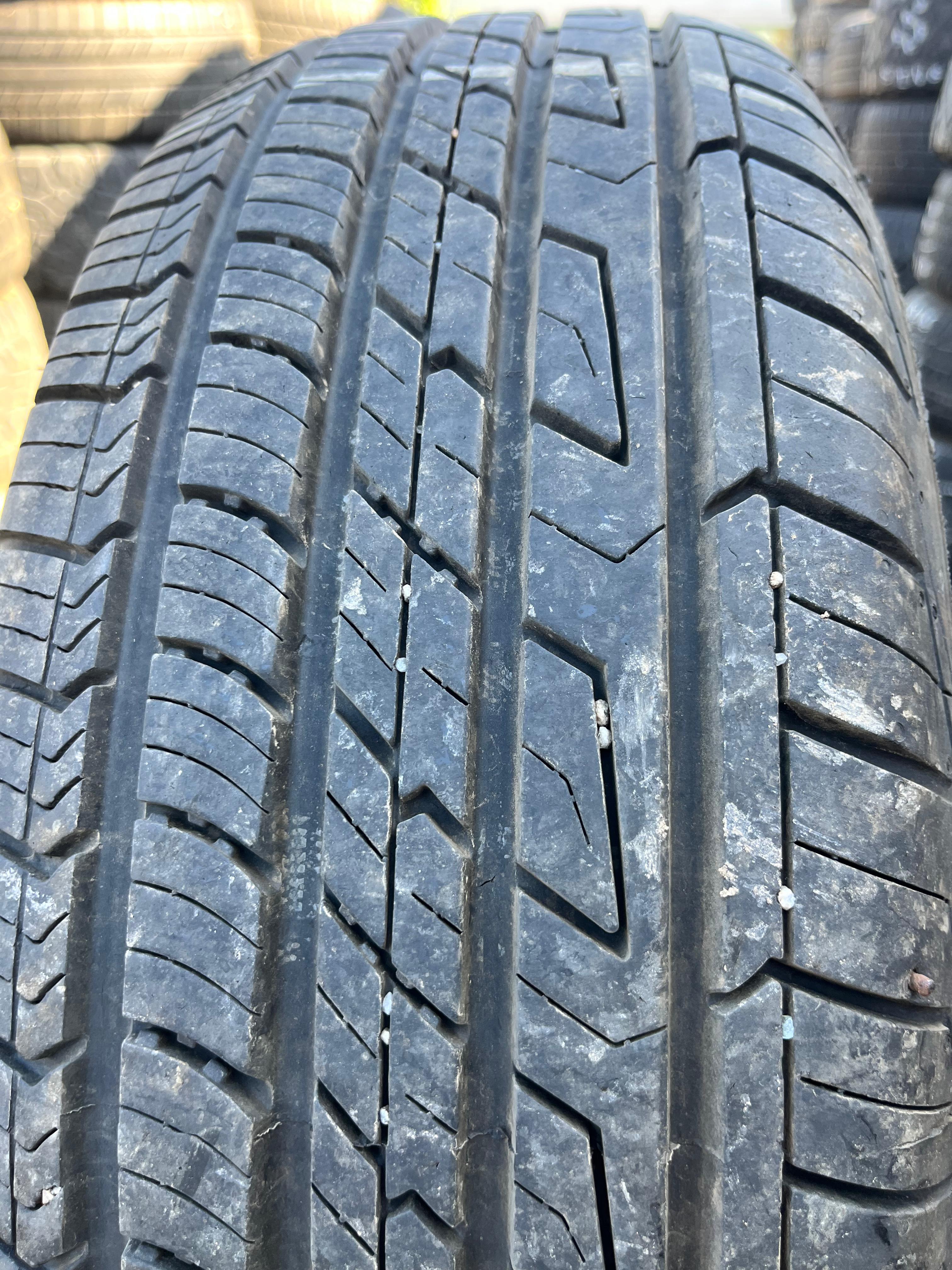 205/65R16 Single (1 Used Tire) Cooper CS5 Ultra Touring