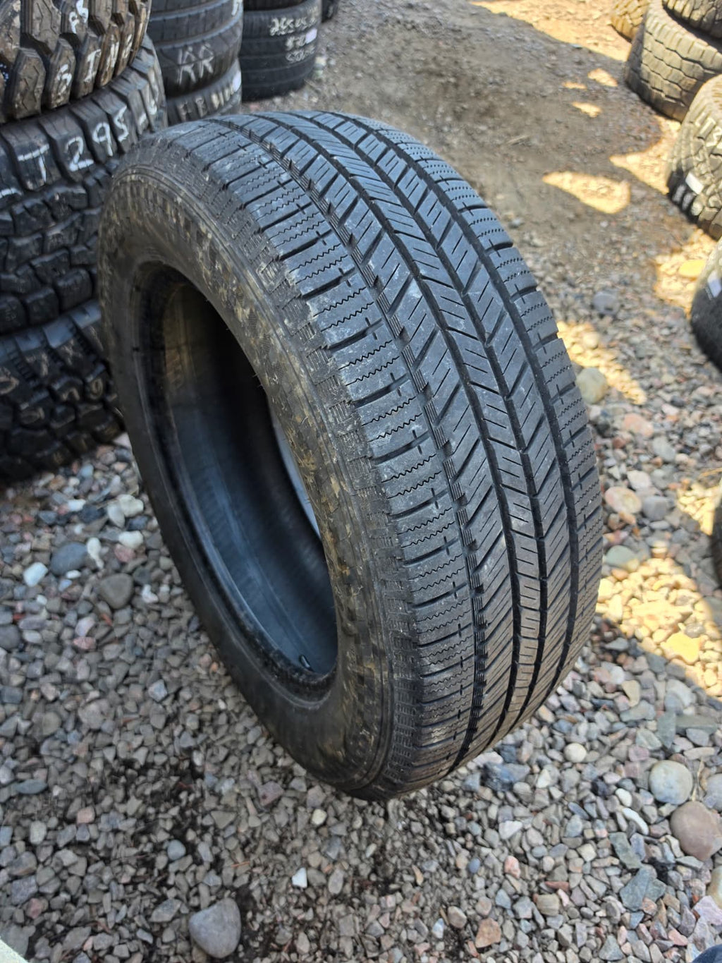 245/60ZR18 Single (1 Used Tire) Paragon Tour CUV