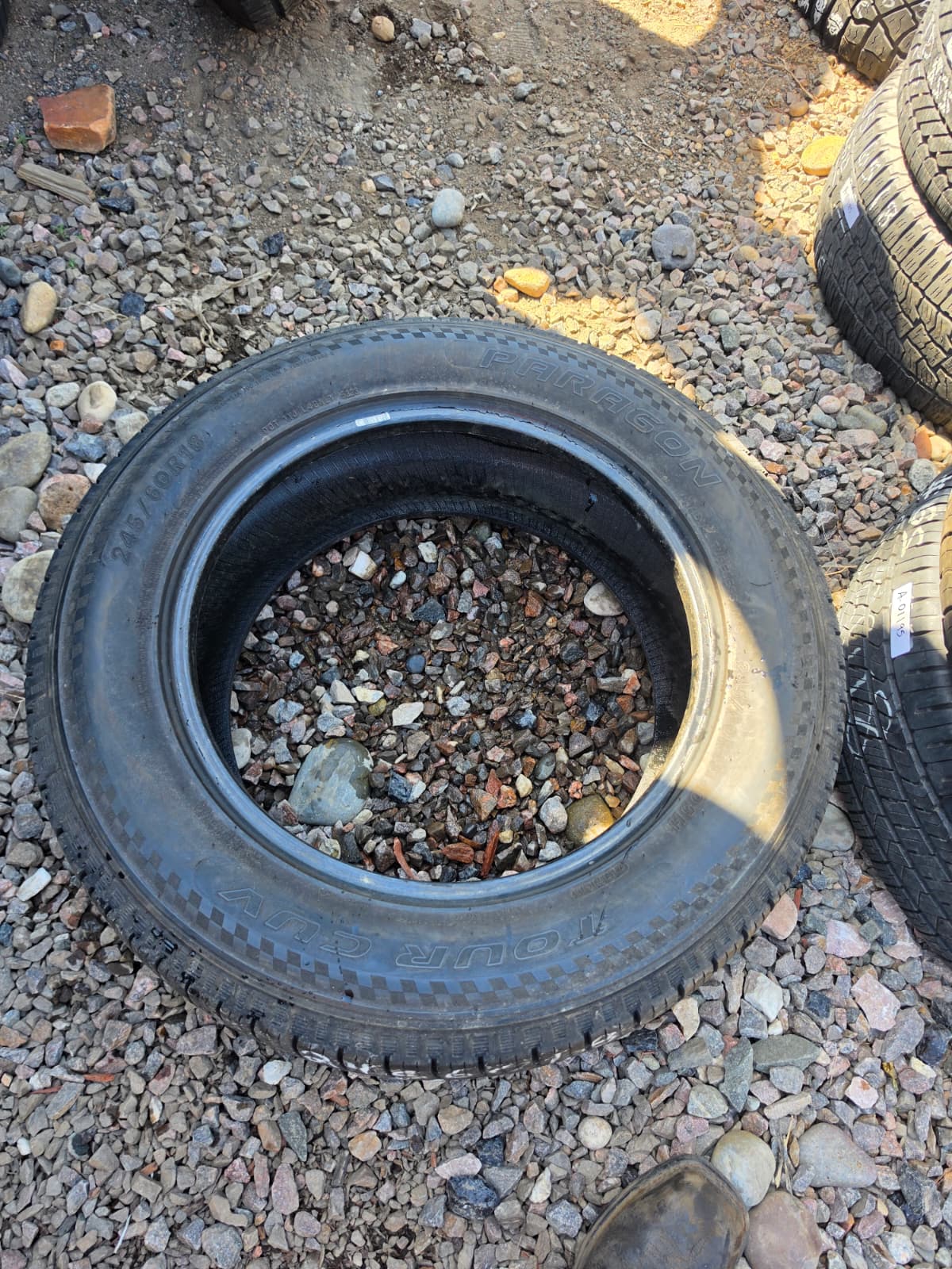 245/60ZR18 Single (1 Used Tire) Paragon Tour CUV