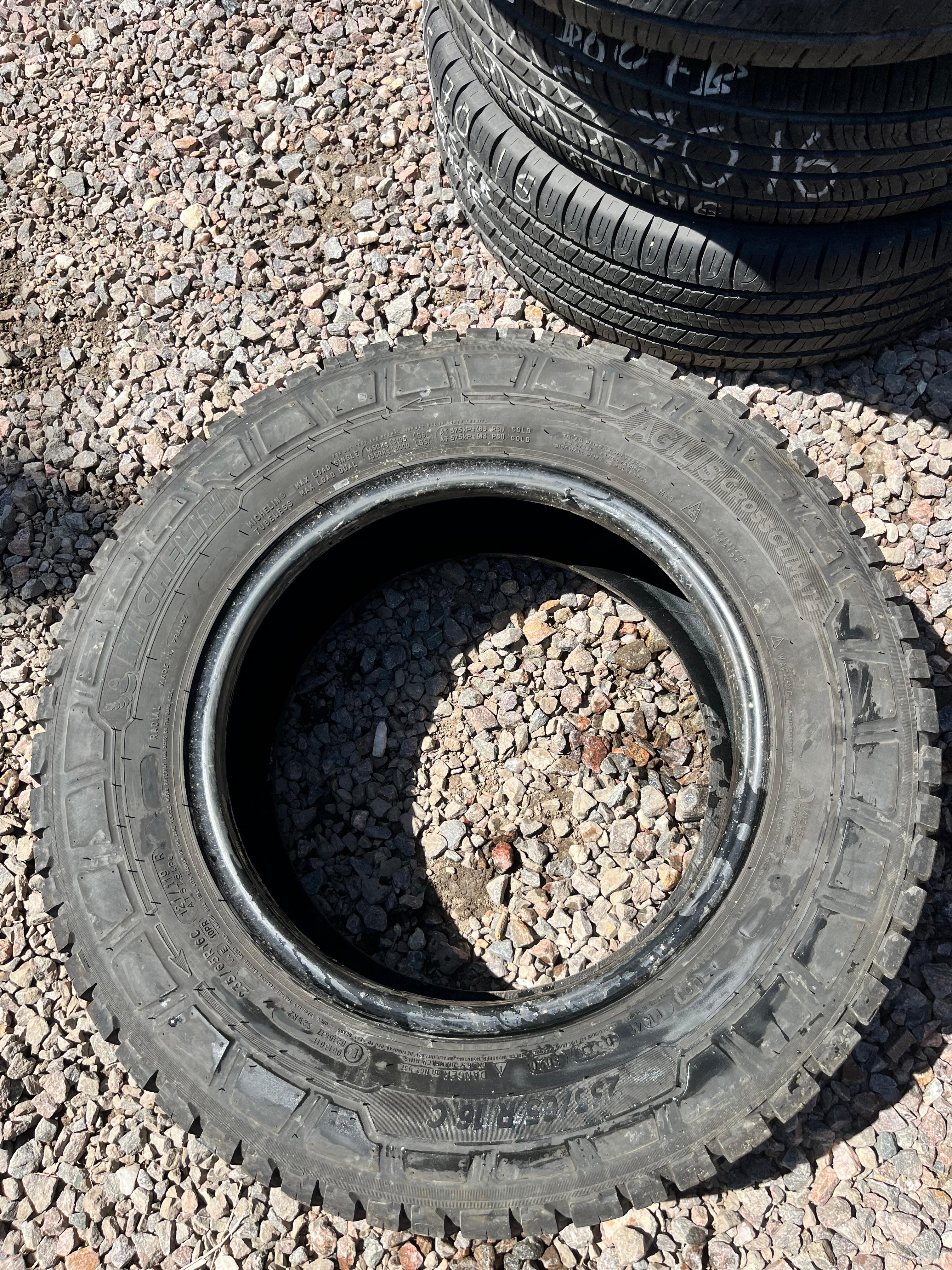 205/65R16C Single (1 Used Tire) Michelin Agilis CrossClimate ❄️