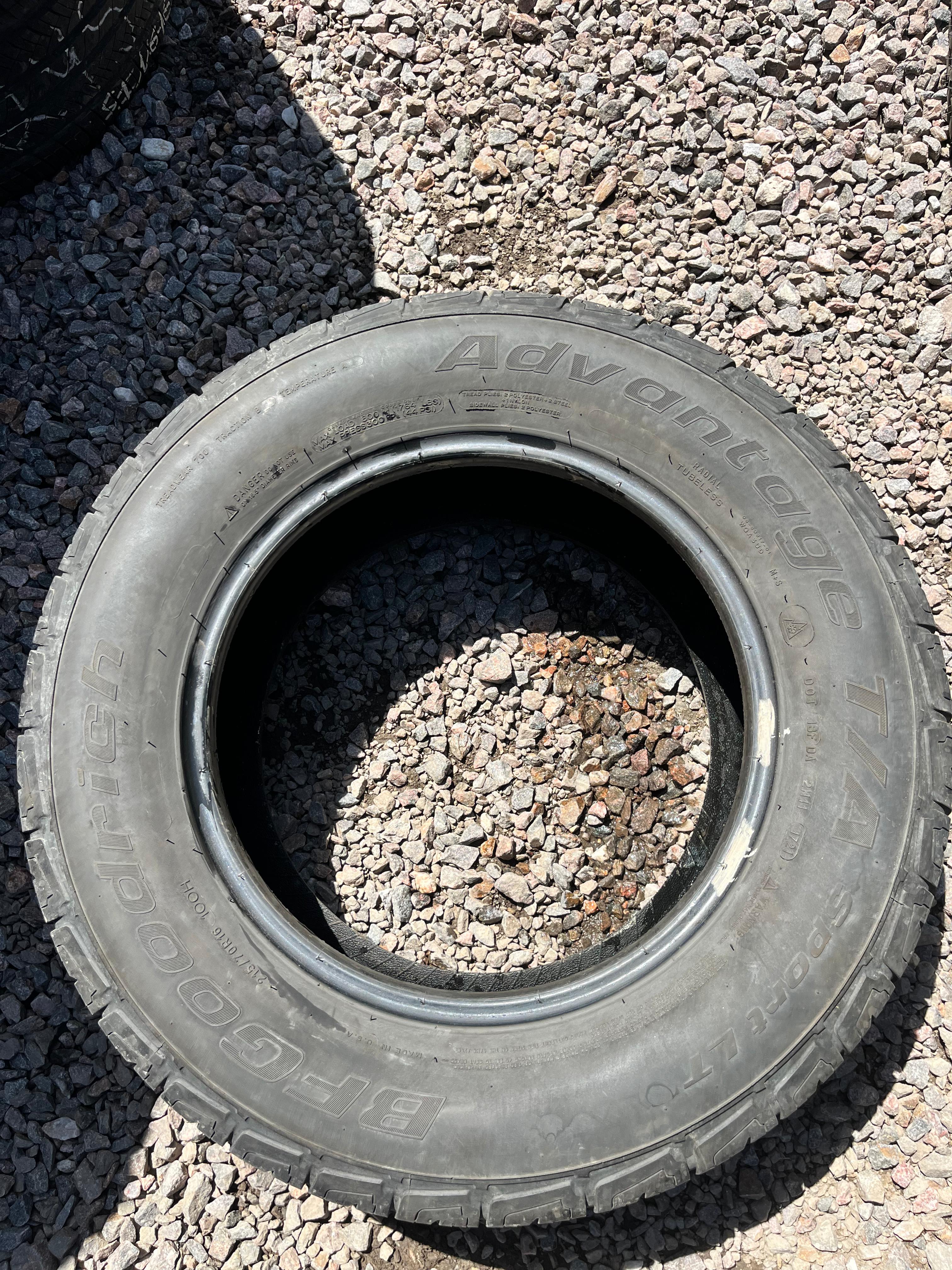 215/70R16 Single (1 Used Tire) BFGoodrich Advantage