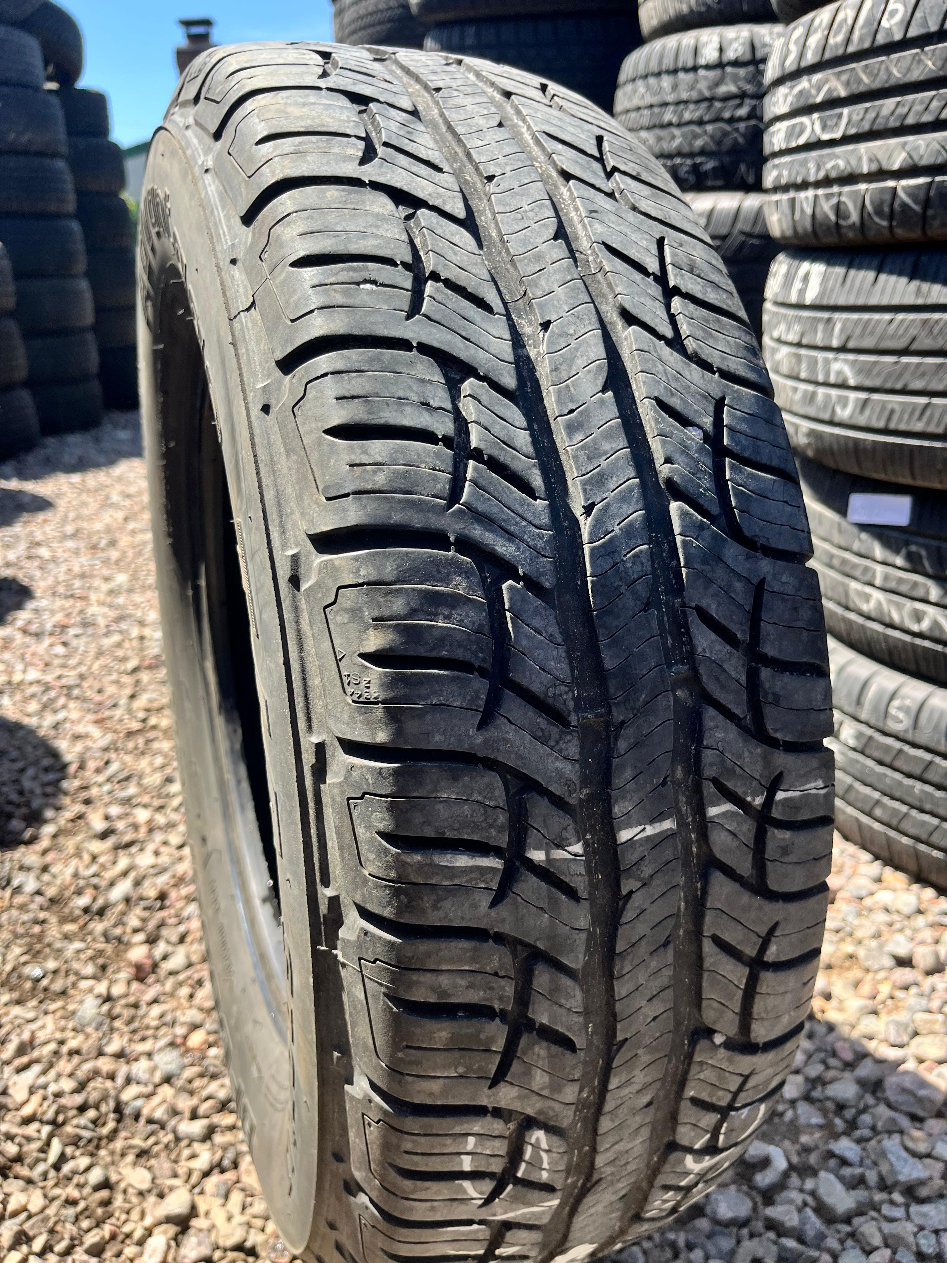 215/70R16 Single (1 Used Tire) BFGoodrich Advantage