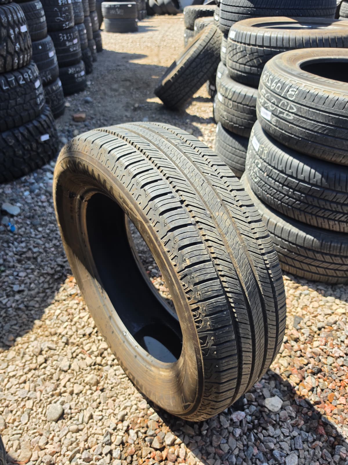 235/60ZR18 Single (1 Used Tire) Yokohama Geolander