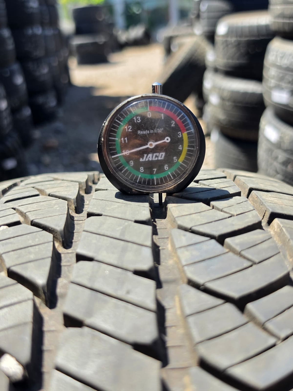 245/55R18 Single (1 Used Tire) General Altimax RT