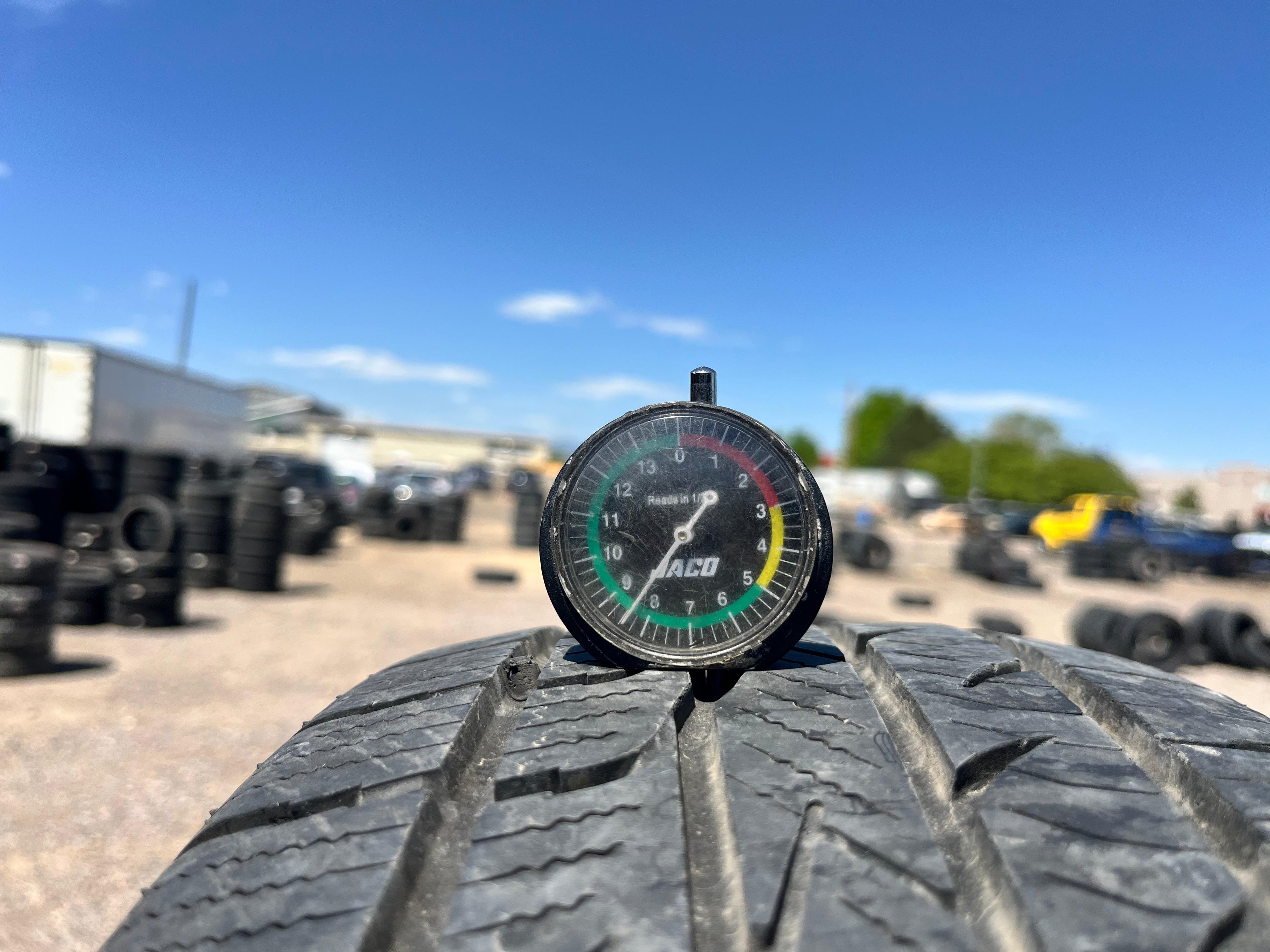 225/70R16 Single (1 Used Tire) BIG O Legancy Plus