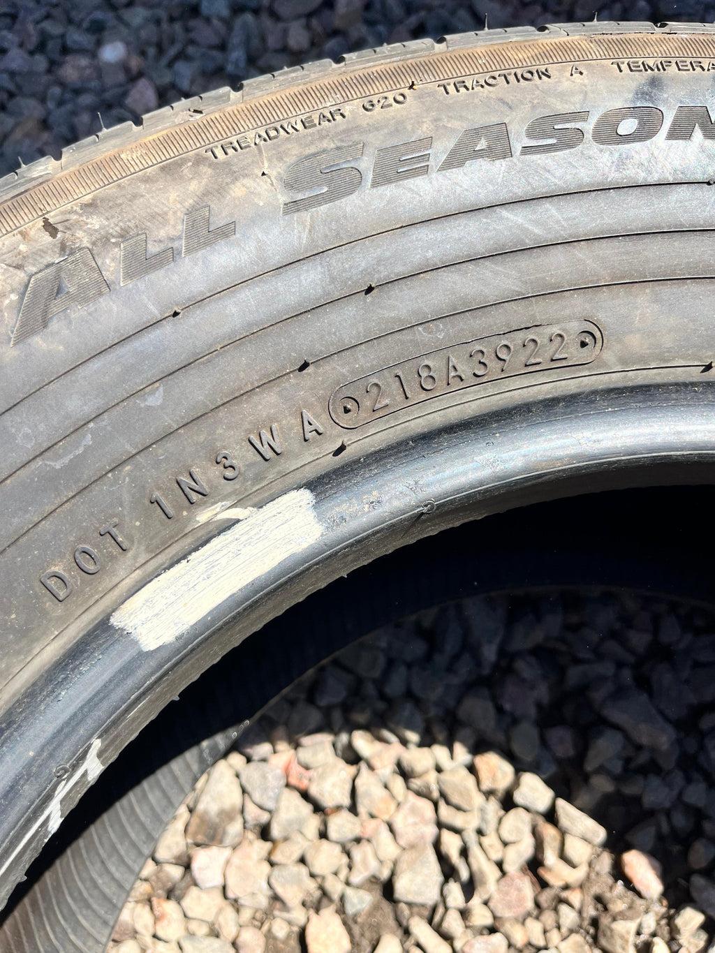 225/70R16 Single (1 Used Tire) BIG O Legancy Plus