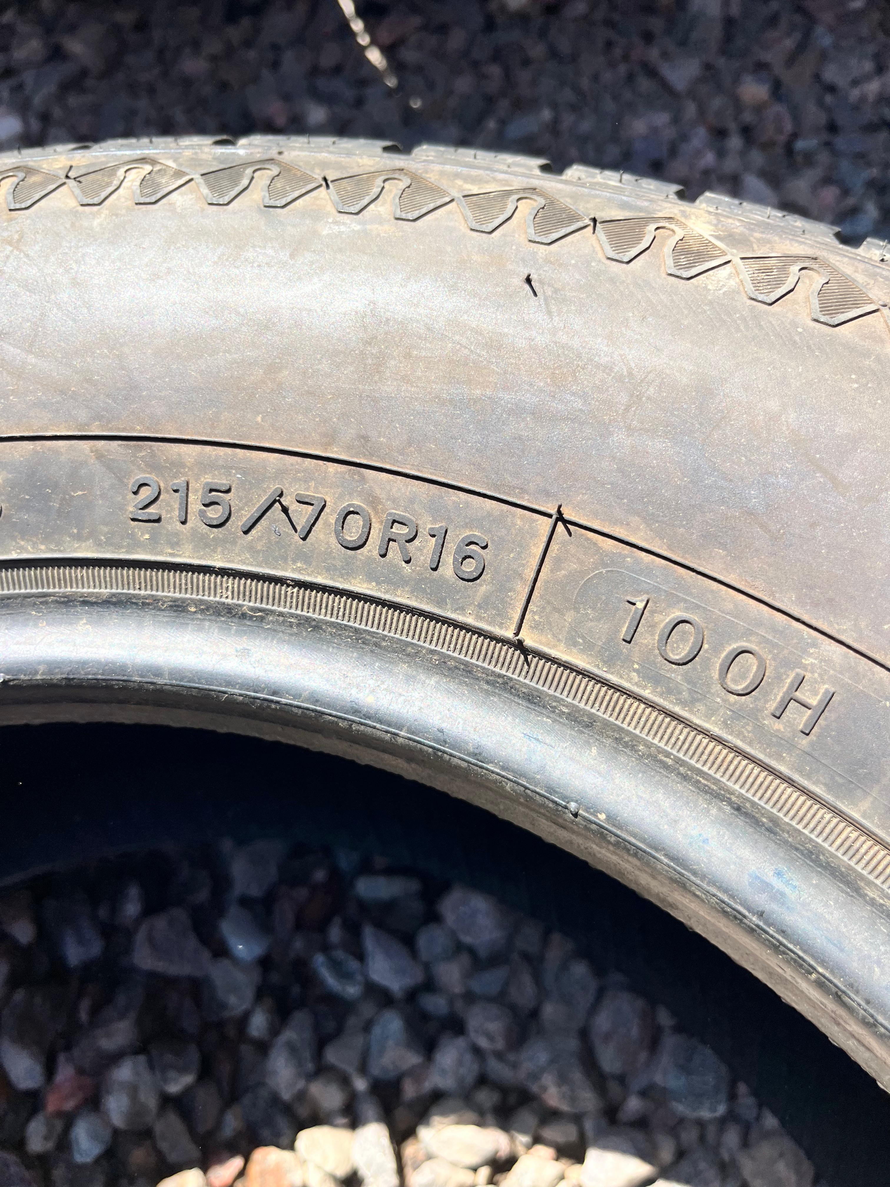 215/70R16 Single (1 Used Tire) Sailun Terramax HLT